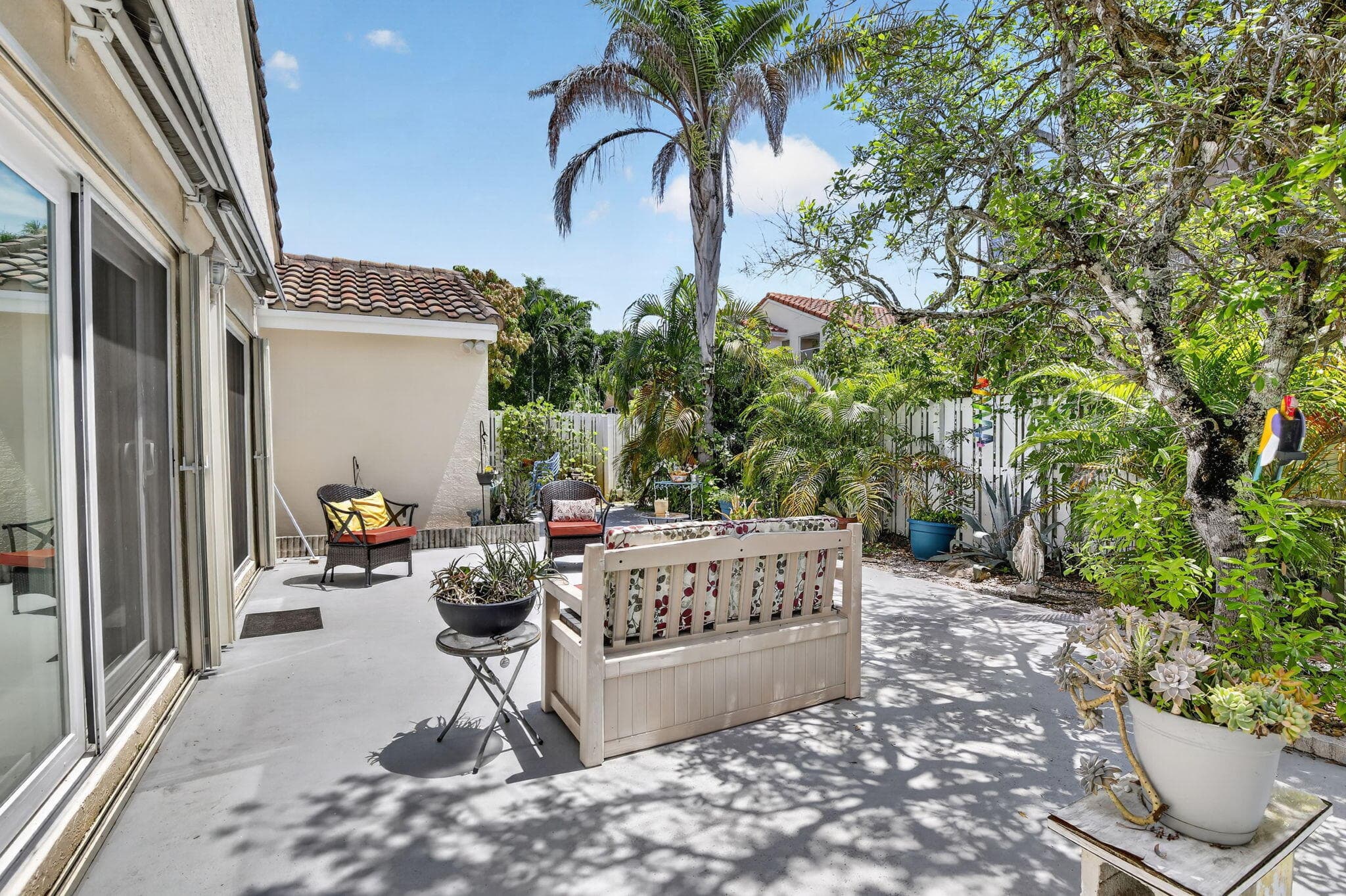 Single Family Residence in Pembroke Pines — photo 43 of 64