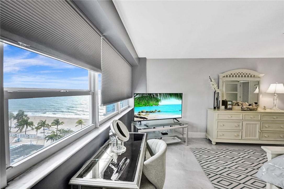 3430 Galt Ocean Drive 804, Fort Lauderdale, FL 33308 — photo 4 of 47