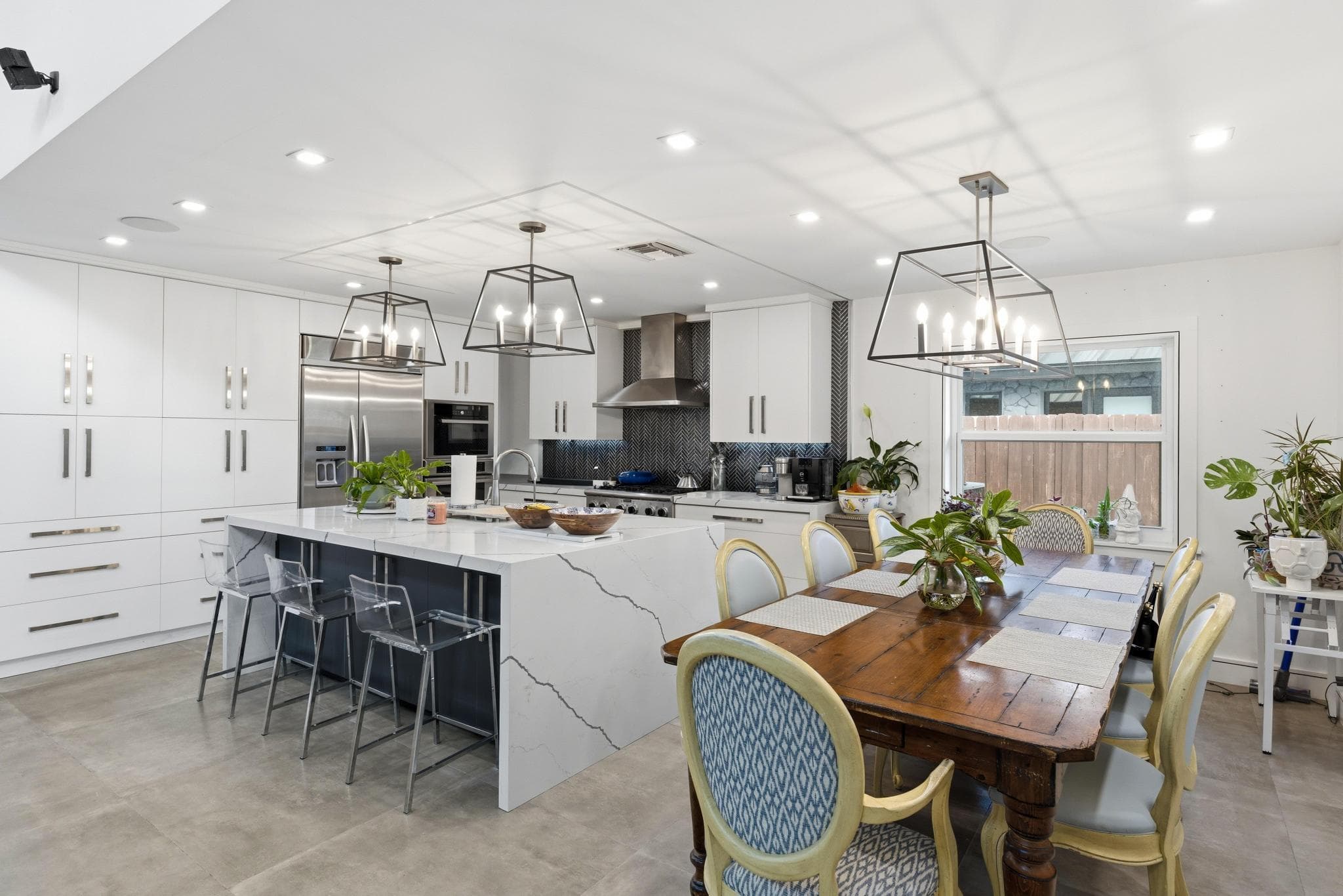 33 Oregon Lane, Boca Raton, FL 33487 — photo 15 of 46