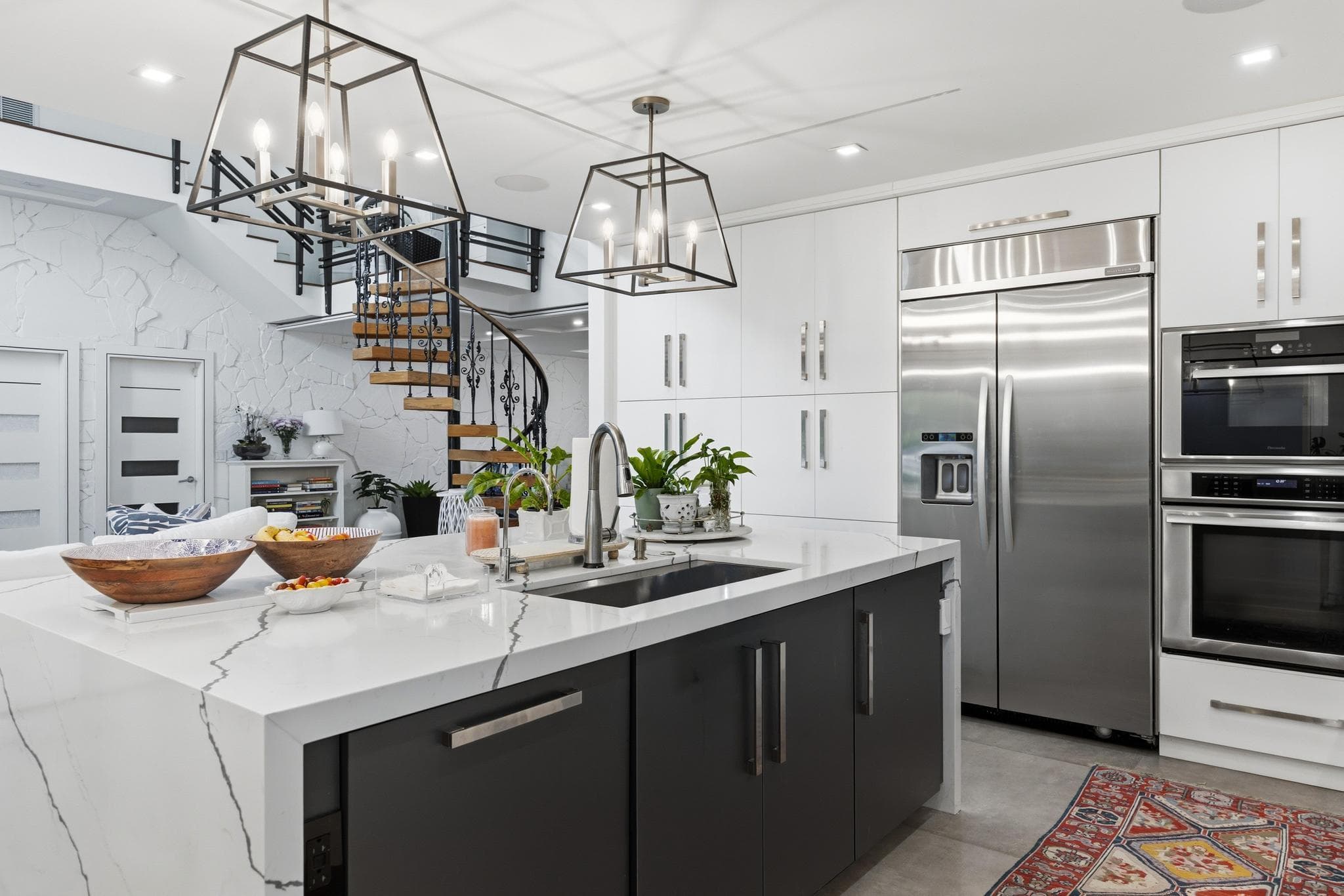 33 Oregon Lane, Boca Raton, FL 33487 — photo 16 of 46