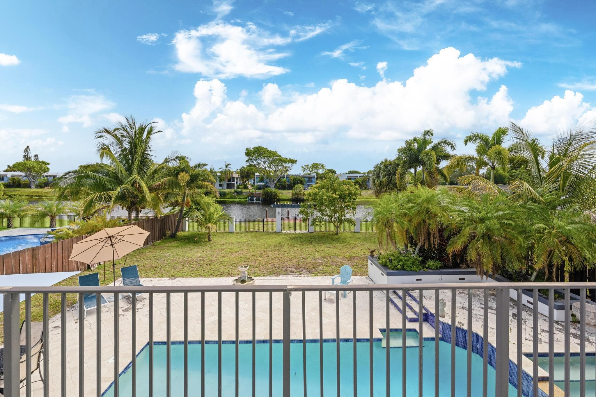 33 Oregon Lane, Boca Raton, FL 33487 — photo 42 of 46