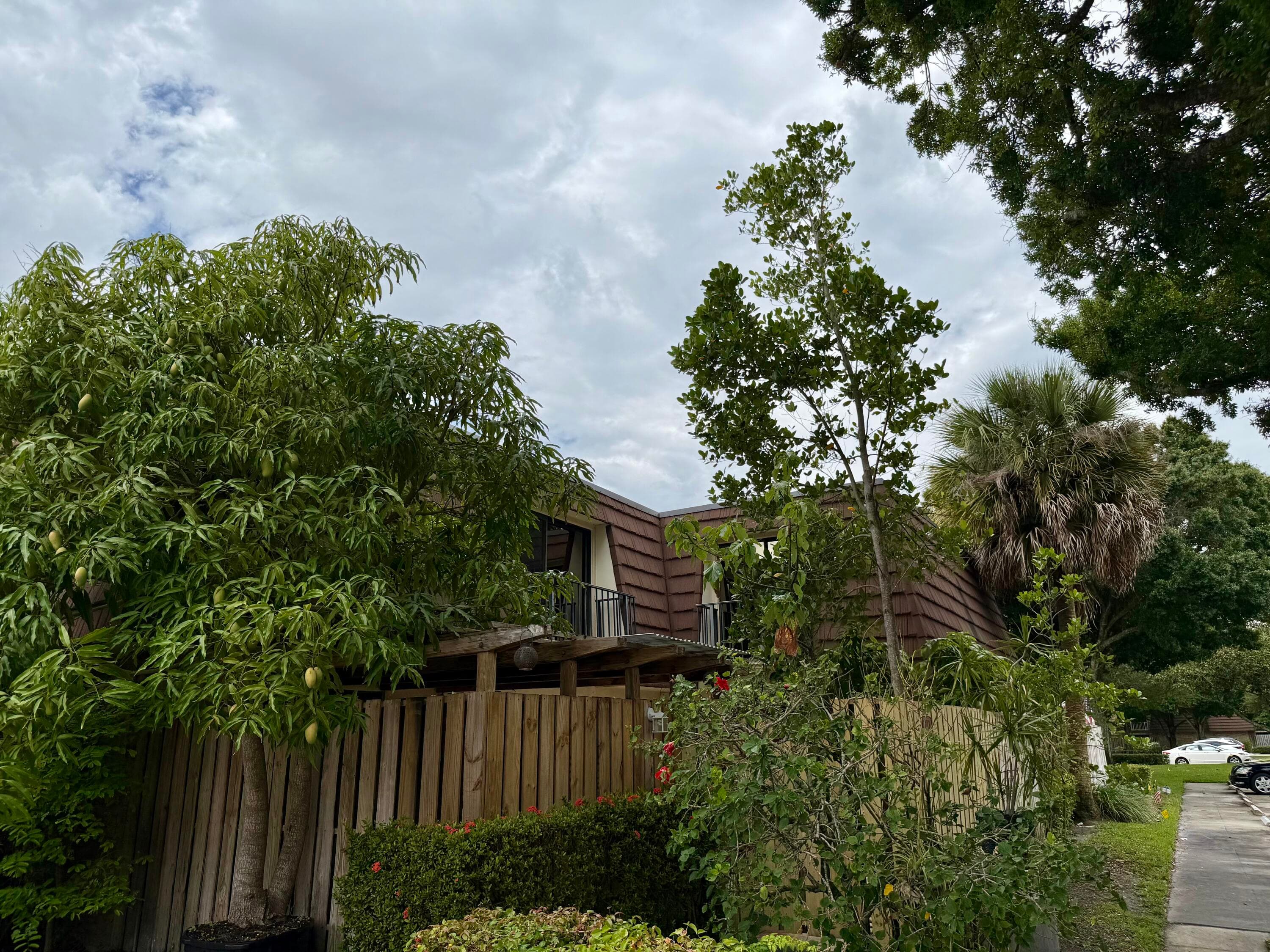 2213 22nd Lane, Palm Beach Gardens, FL 33418 — photo 1 of 33