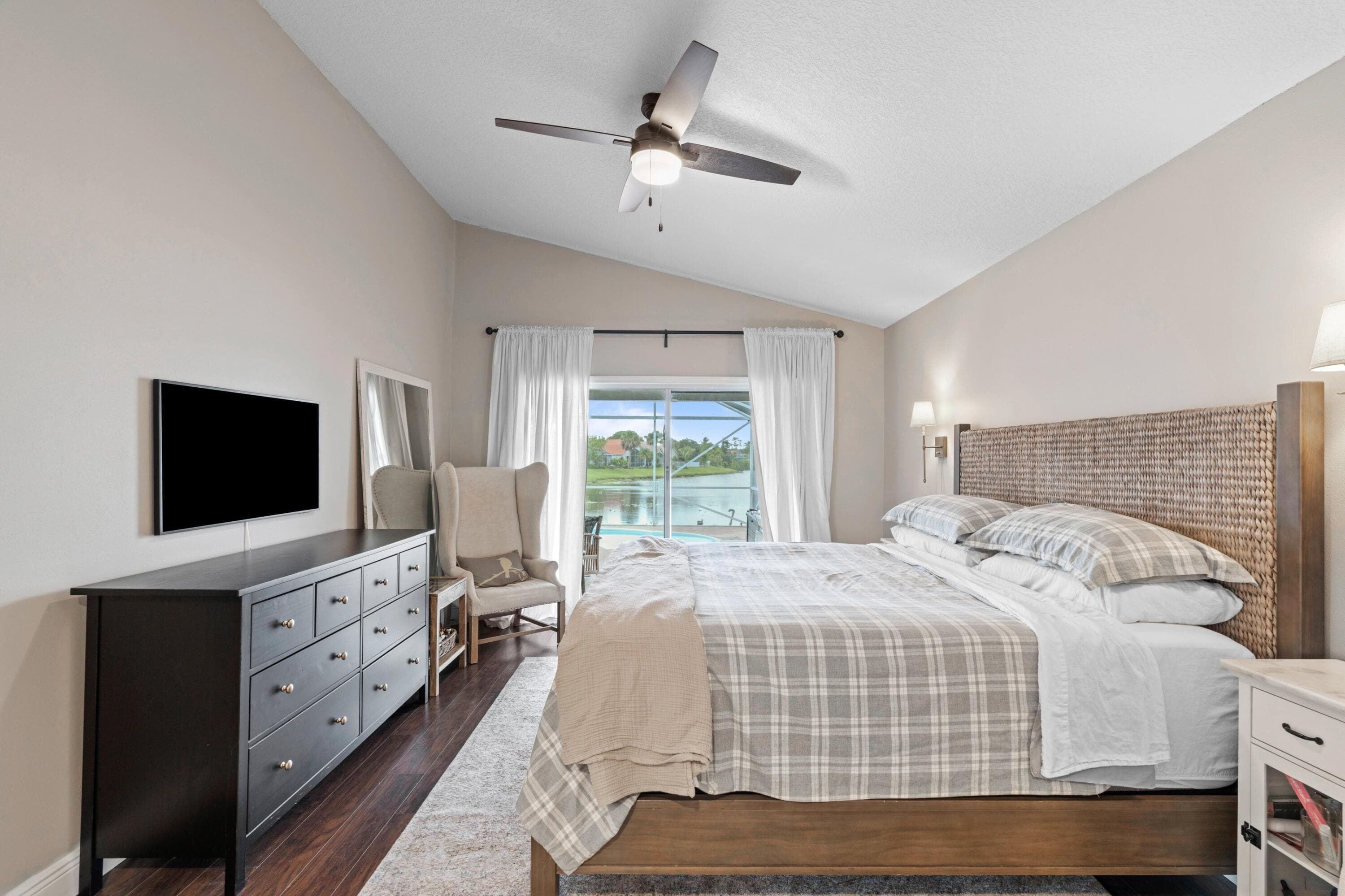 182 Saratoga Boulevard E, Royal Palm Beach, FL 33411 — photo 17 of 41