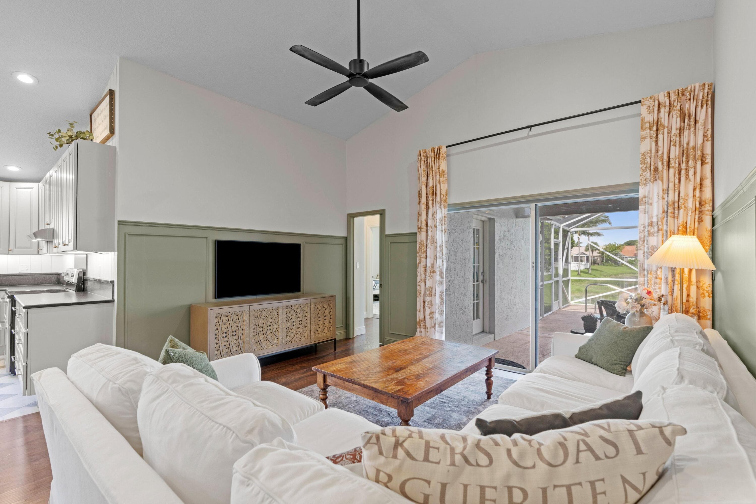 182 Saratoga Boulevard E, Royal Palm Beach, FL 33411 — photo 15 of 41