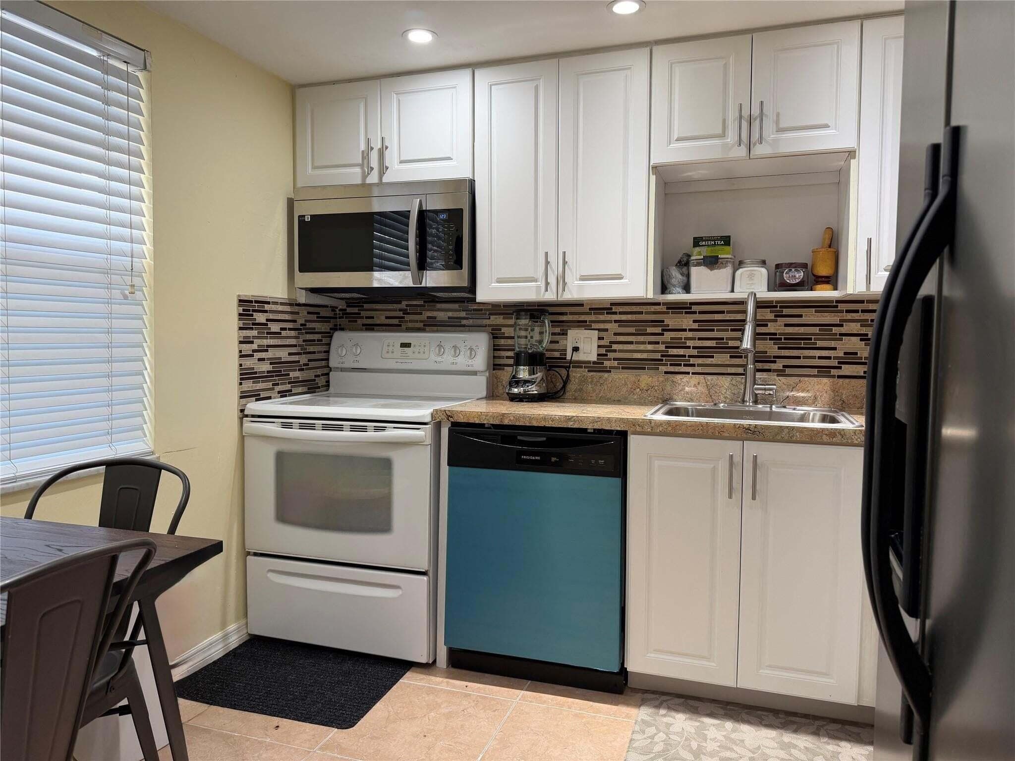 1015 Country Club Drive 307, Margate, FL 33063 — photo 14 of 23