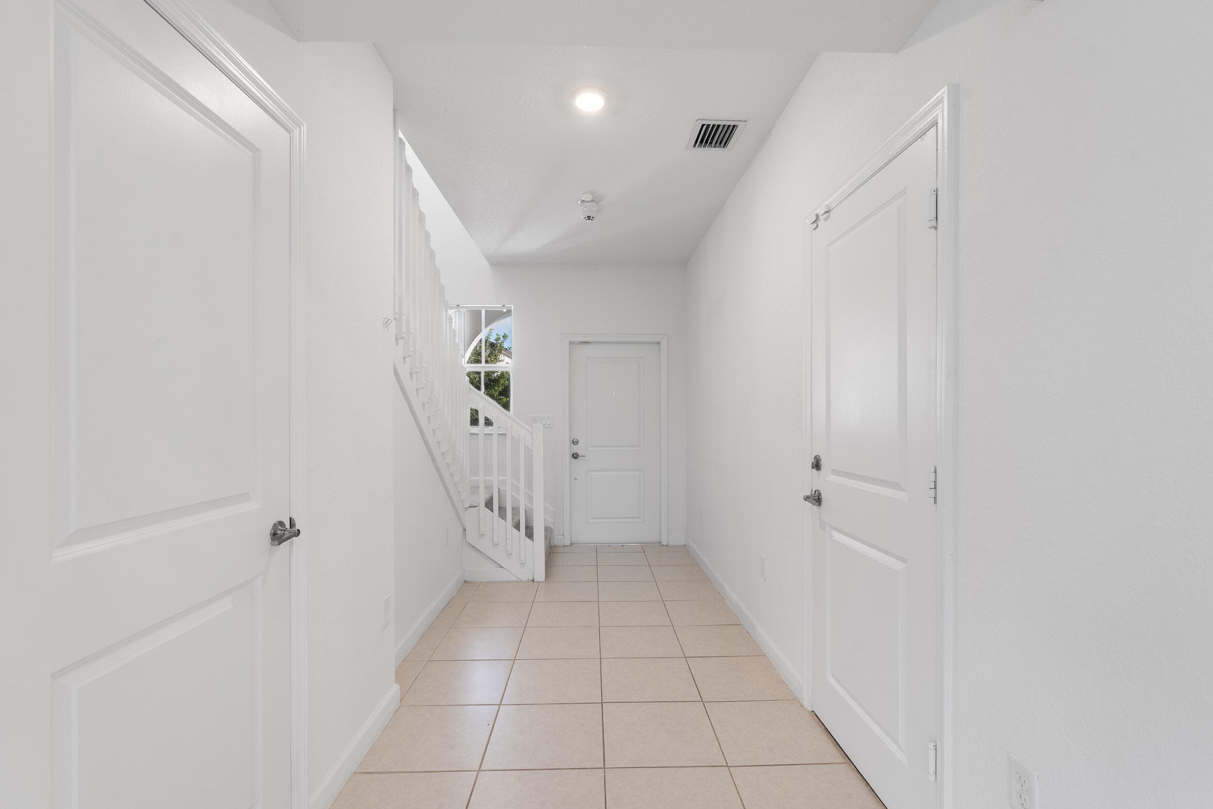 2405 NW 131st Circle, Miami, FL 33167 — photo 8 of 29