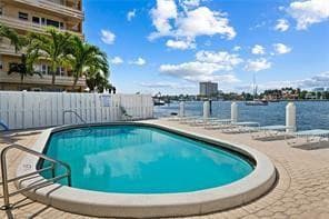 95 N Birch Road N 402, Fort Lauderdale, FL 33304 — photo 2 of 28