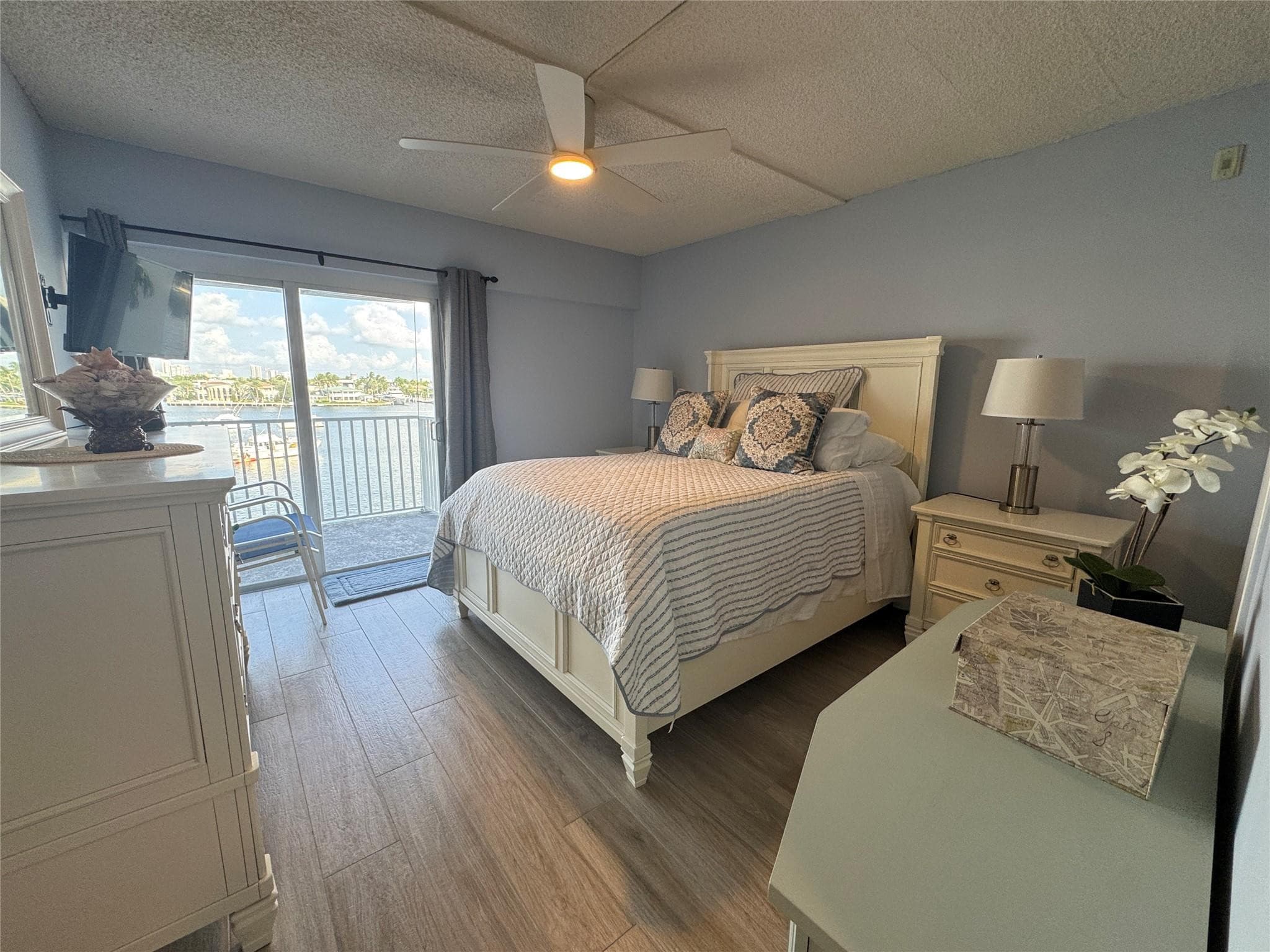 95 N Birch Road N 402, Fort Lauderdale, FL 33304 — photo 9 of 28