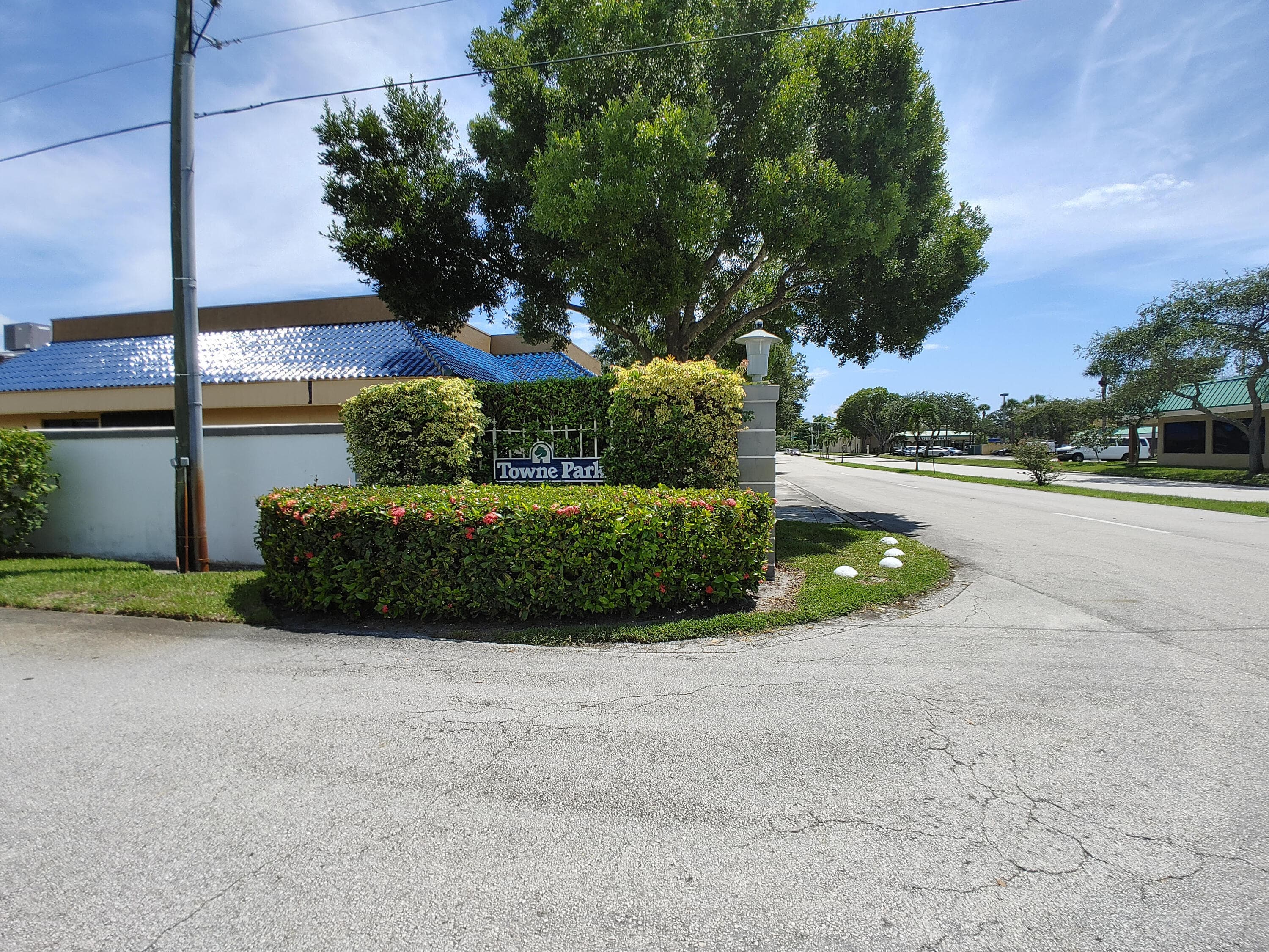 801 SE Central Parkway 7, Stuart, FL 34994 — photo 3 of 19