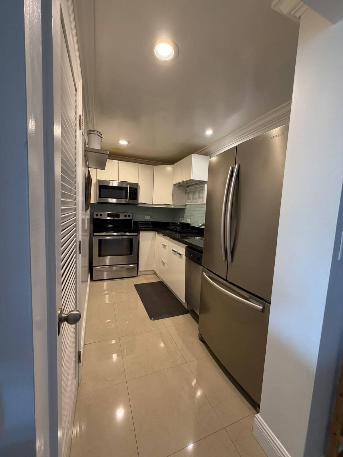 3201 NE 14th St Causeway 406, Pompano Beach, FL 33062 — photo 6 of 16