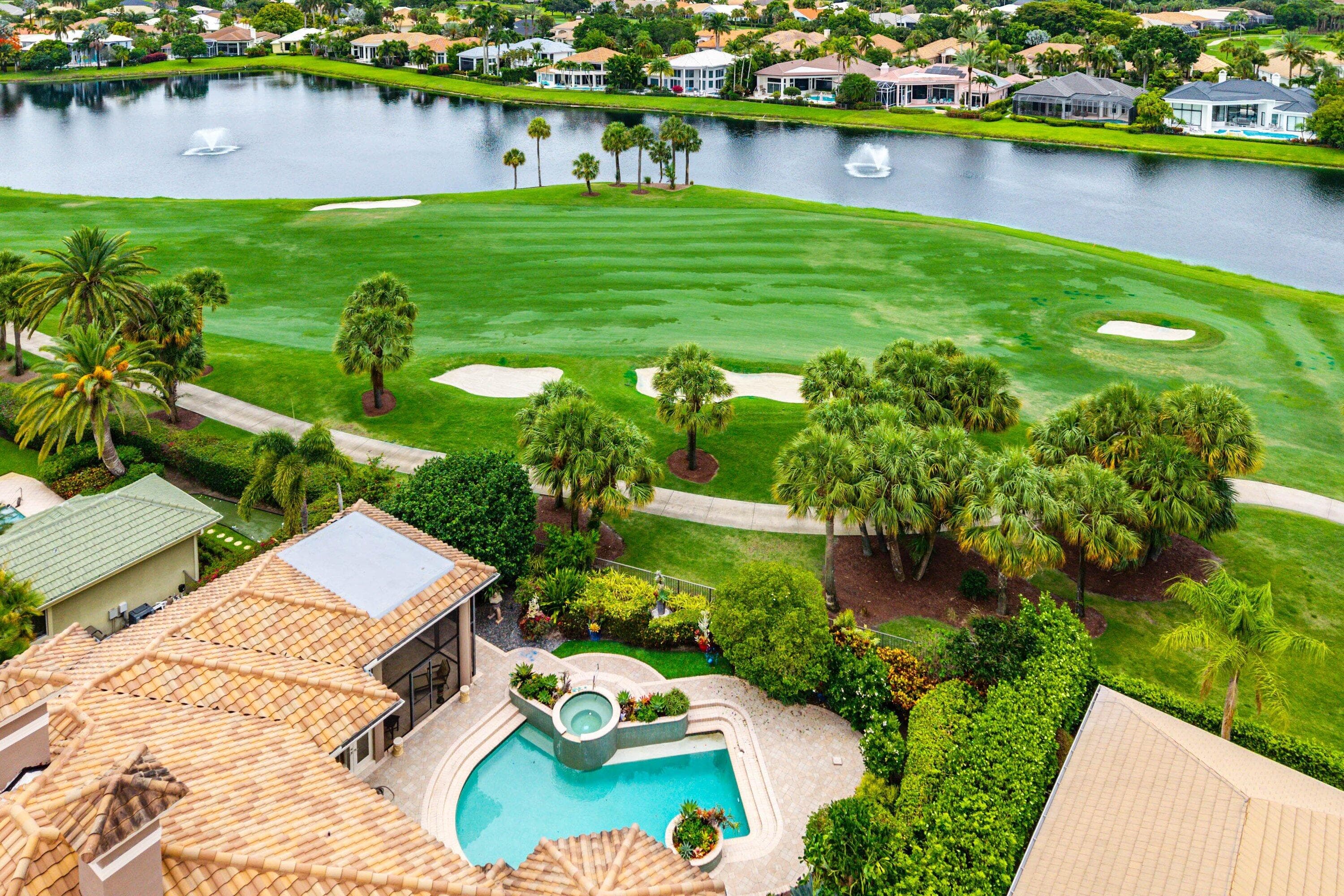 32 Saint Thomas Drive, Palm Beach Gardens, FL 33418 — photo 11 of 78