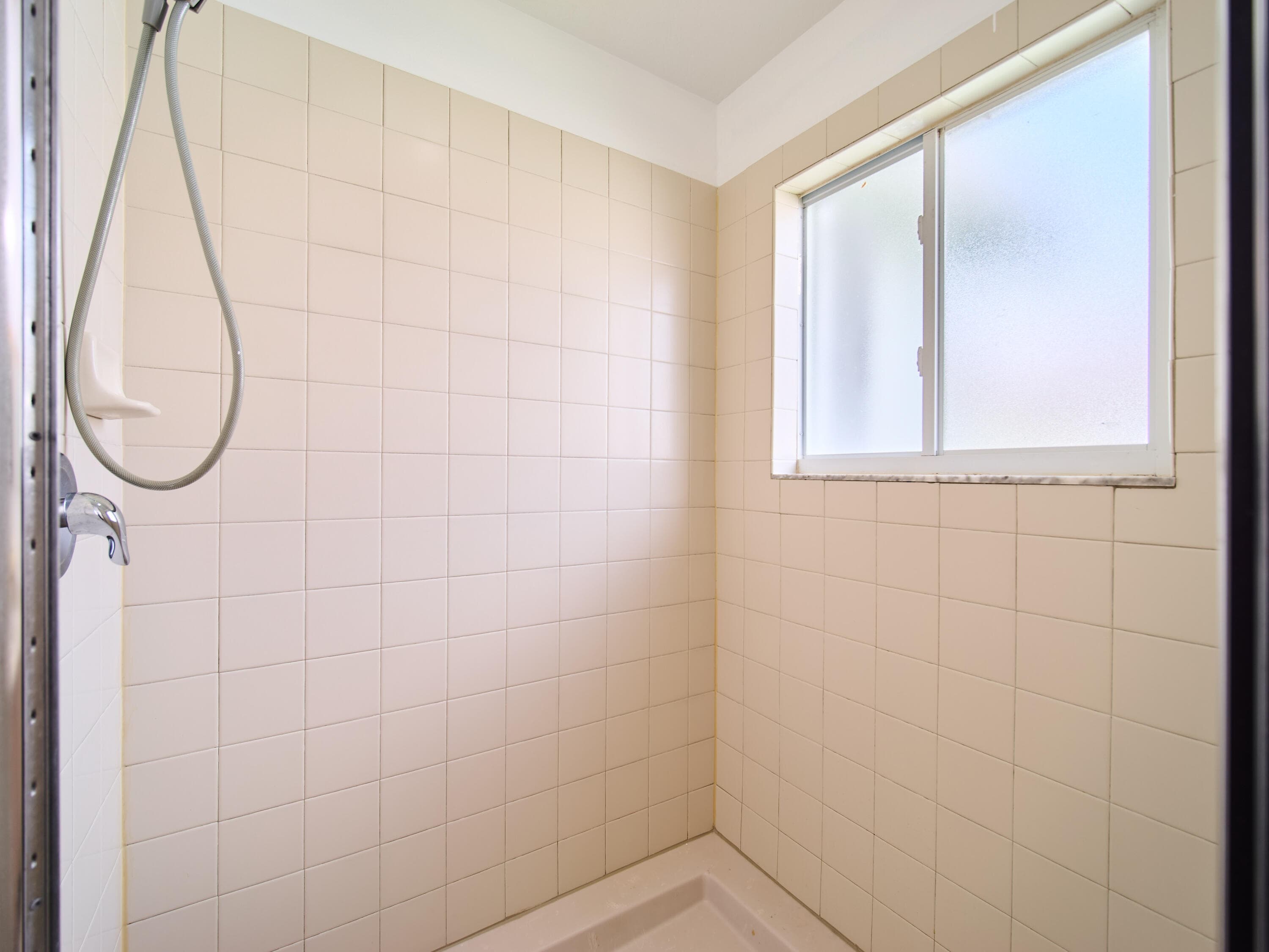 2052 Oakhurst Way, Riviera Beach, FL 33404 — photo 10 of 36
