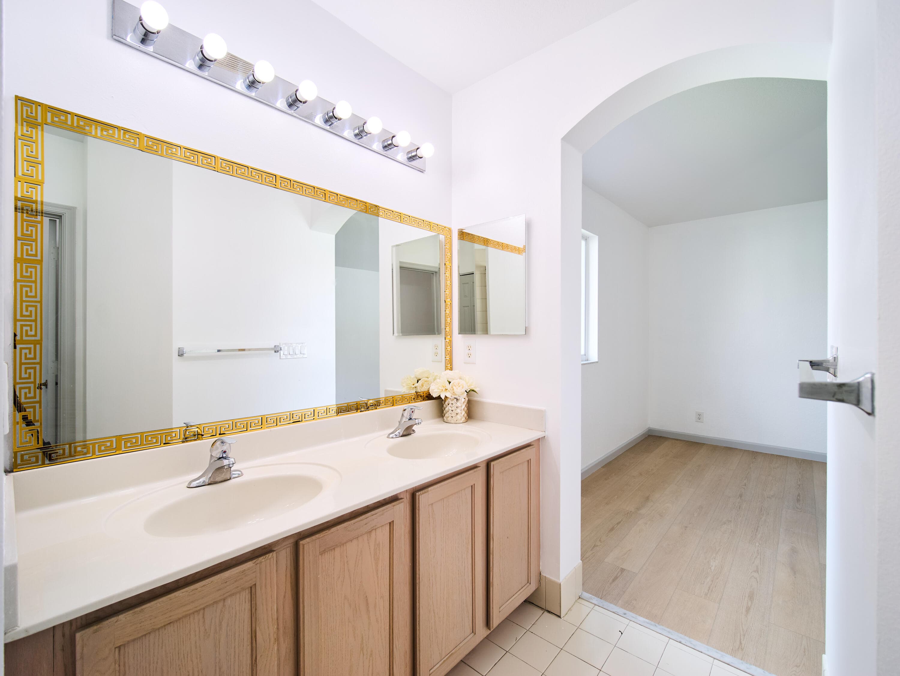 2052 Oakhurst Way, Riviera Beach, FL 33404 — photo 16 of 36