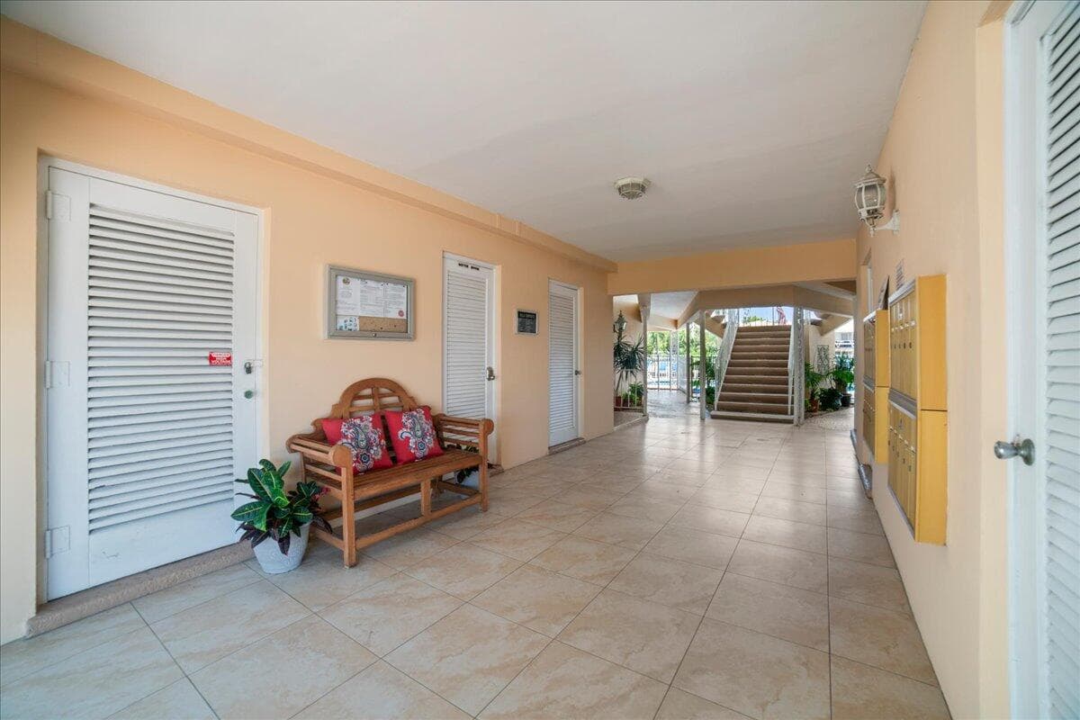 2864 NE 33rd Court 205, Fort Lauderdale, FL 33306 — photo 20 of 39