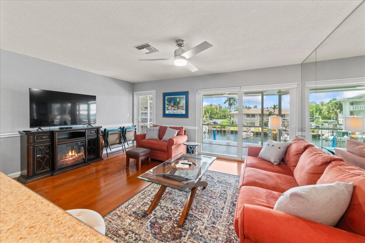 2864 NE 33rd Court 205, Fort Lauderdale, FL 33306 — photo 5 of 39