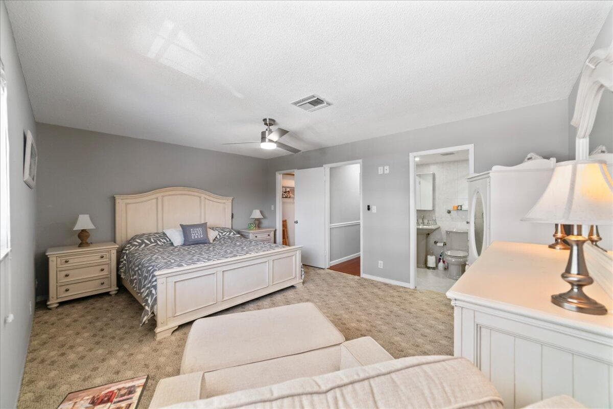 2864 NE 33rd Court 205, Fort Lauderdale, FL 33306 — photo 17 of 39