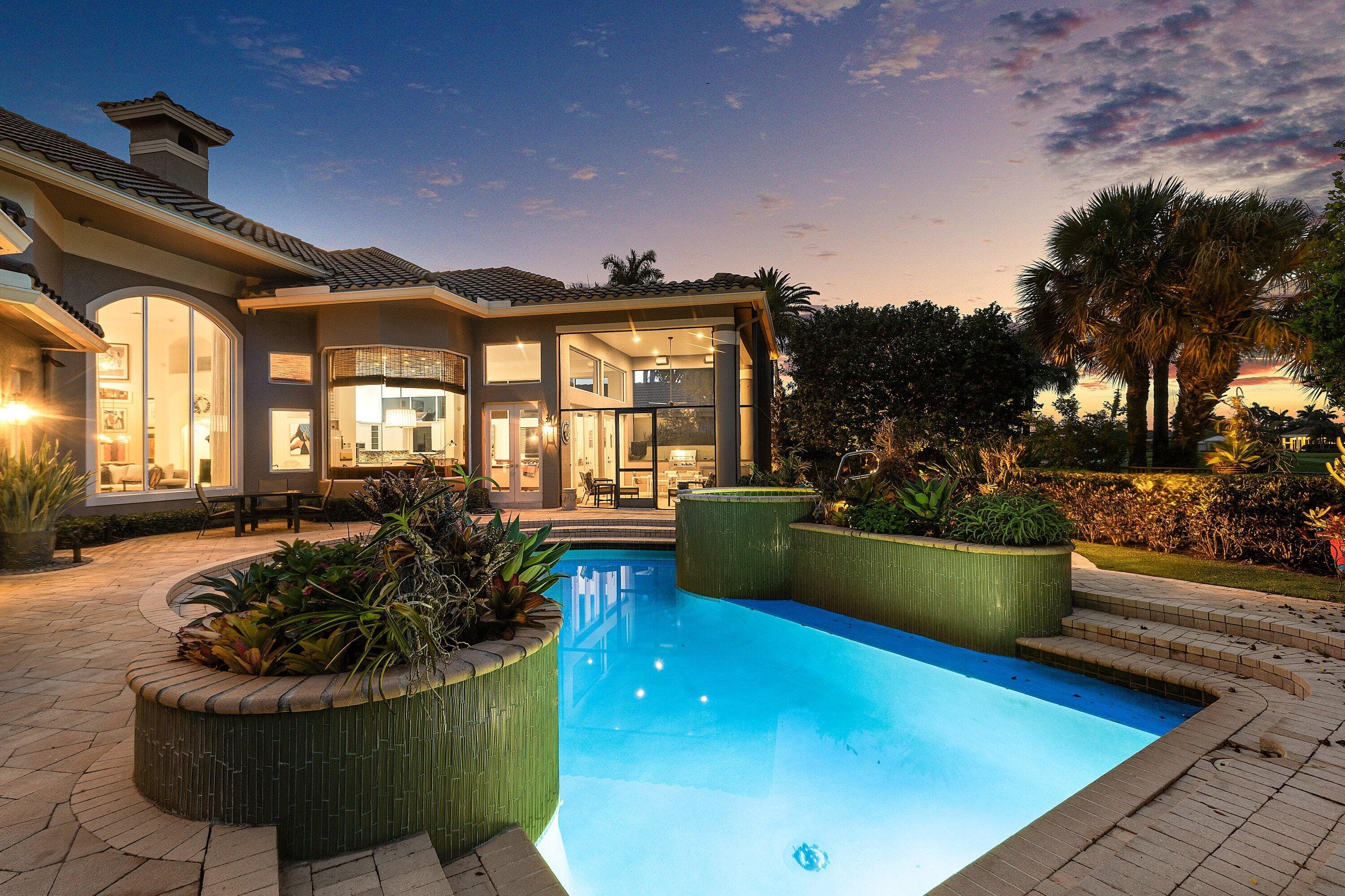 32 Saint Thomas Drive, Palm Beach Gardens, FL 33418 — photo 16 of 78