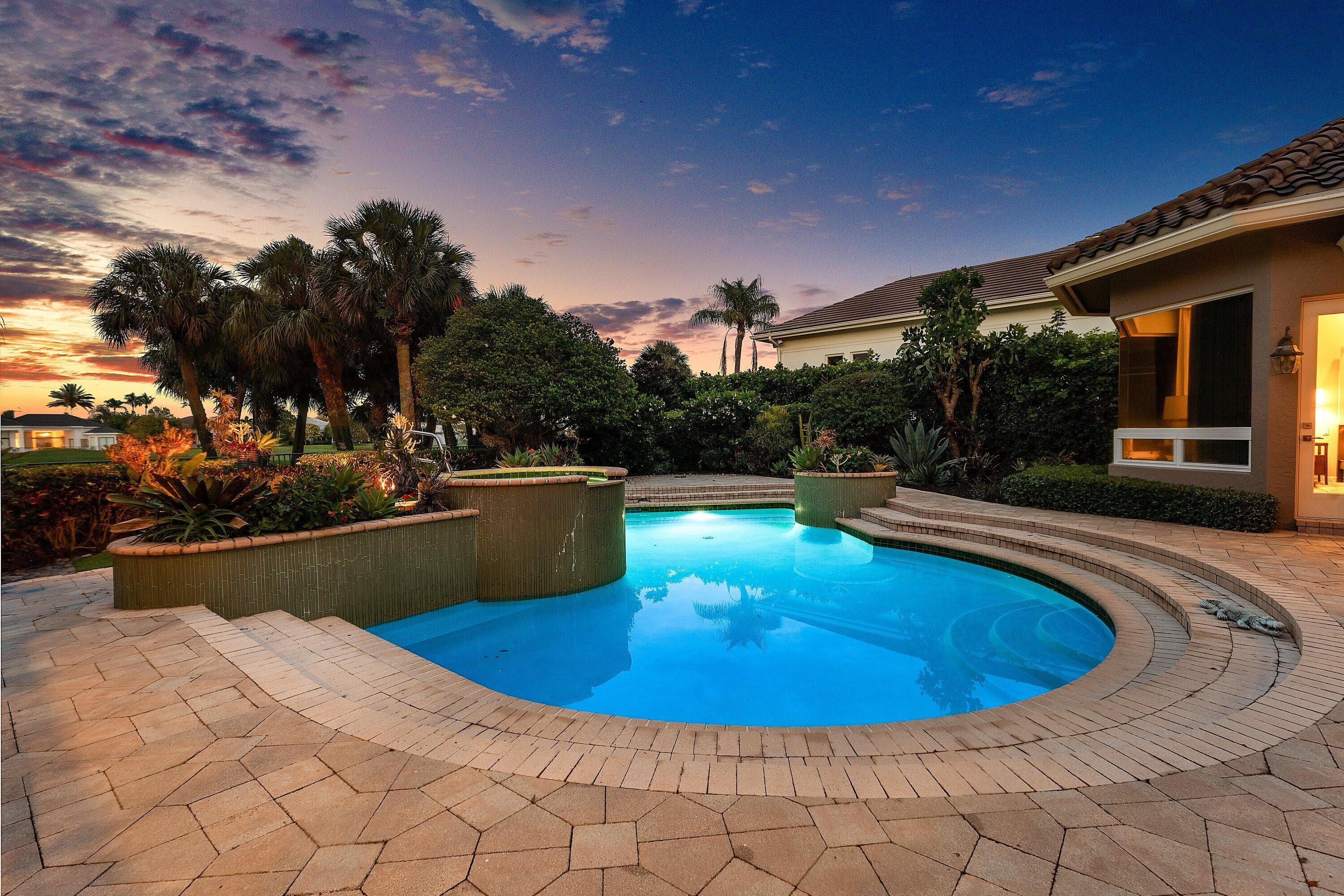 32 Saint Thomas Drive, Palm Beach Gardens, FL 33418 — photo 20 of 78