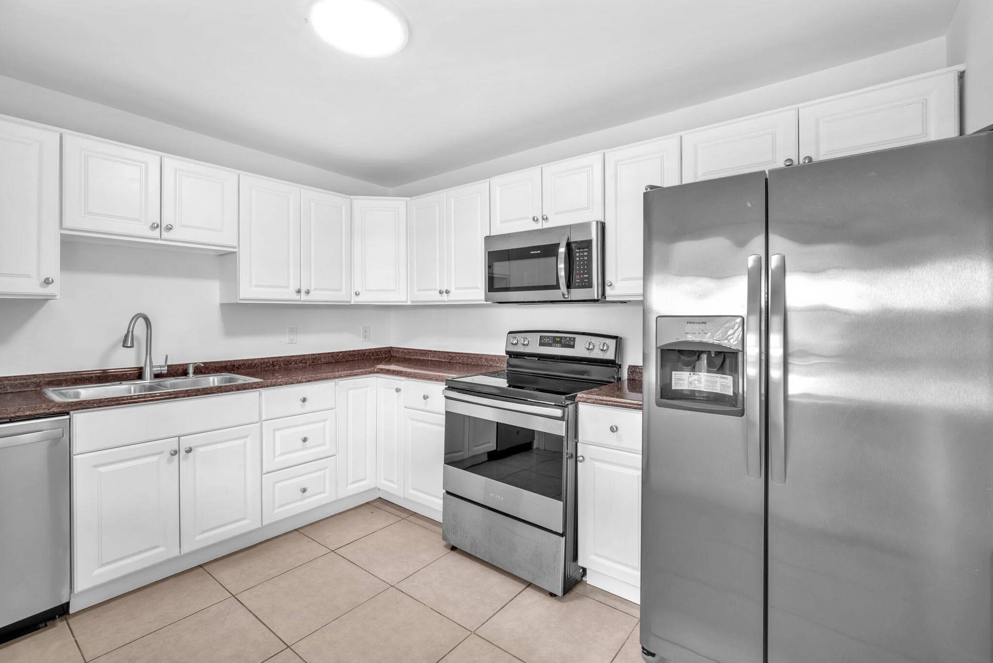 8900 W Sample Road 204, Coral Springs, FL 33065 — photo 2 of 28