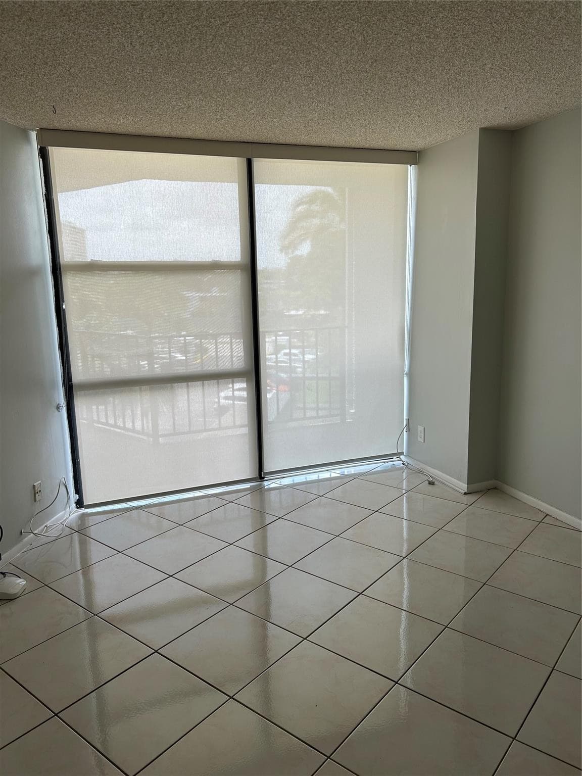 800 Parkview Drive 411, Hallandale Beach, FL 33009 — photo 6 of 18