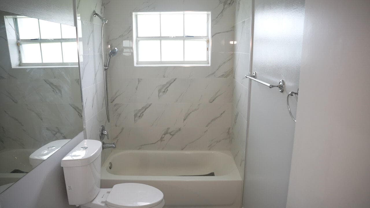 201 Maplewood Drive 201, Greenacres, FL 33415 — photo 4 of 26