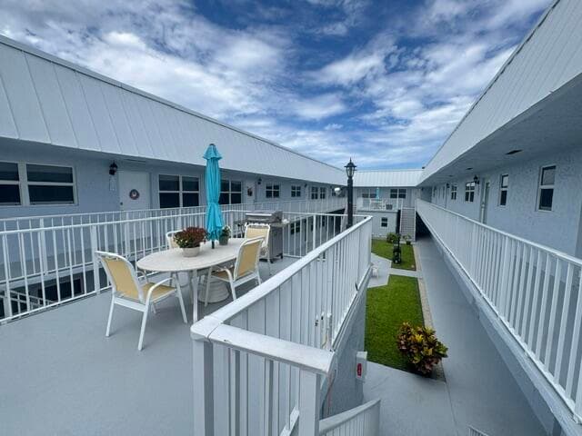 2400 NE 16th Street Unit 205, Pompano Beach, FL 33062 — photo 10 of 48