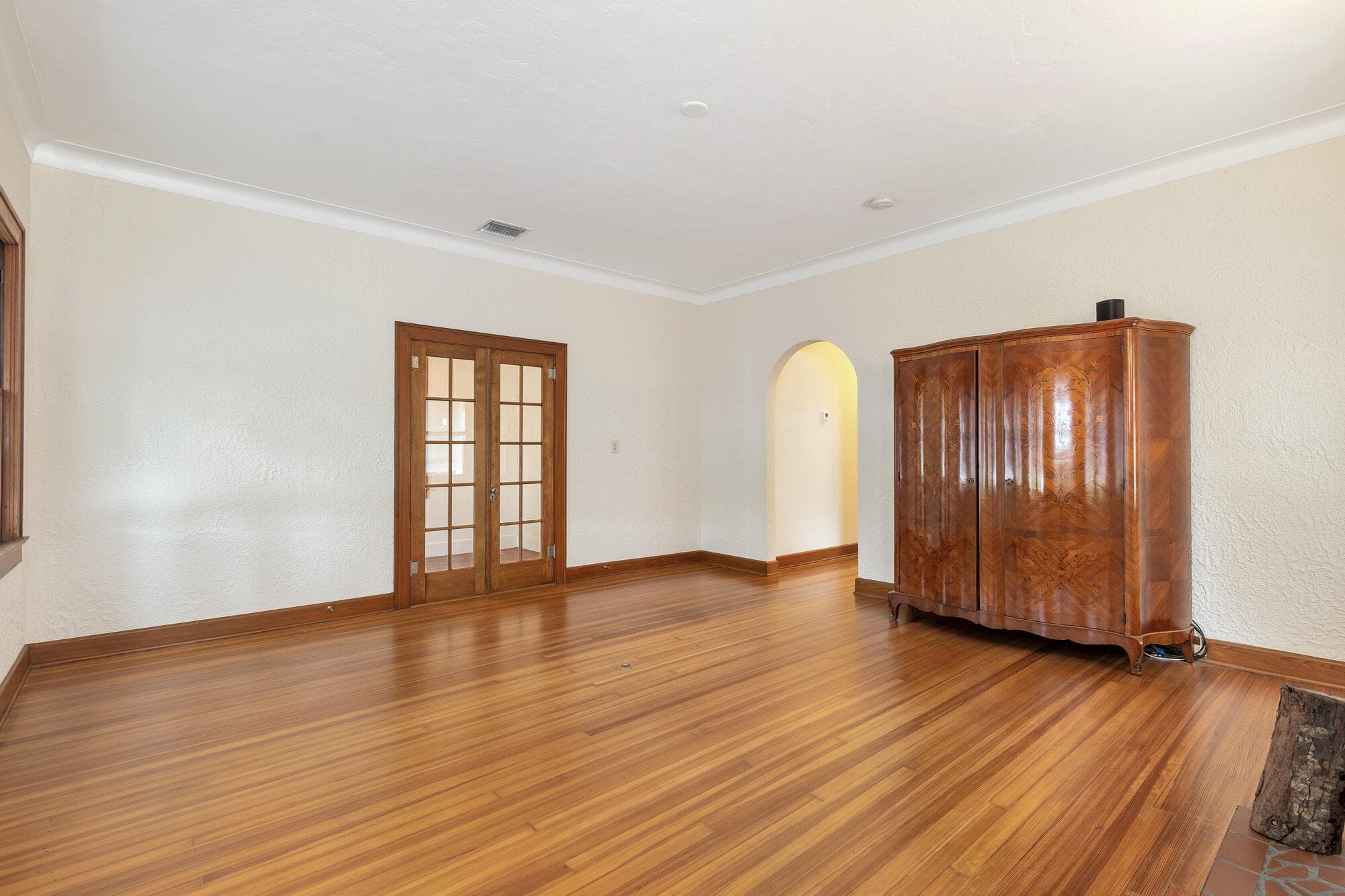 800 Kanuga Drive, West Palm Beach, FL 33401 — photo 4 of 34