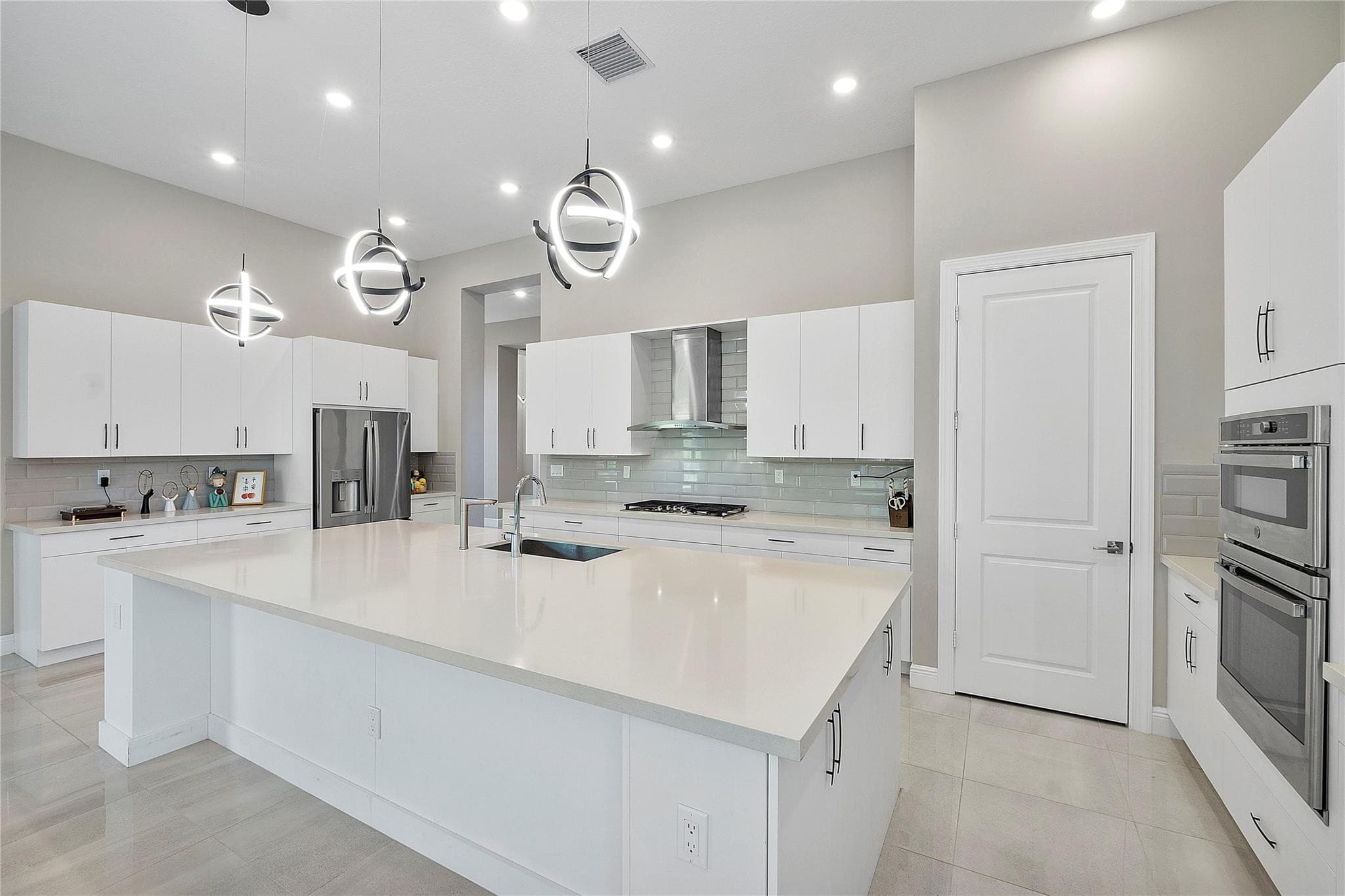 9245 W Parkland Bay Trail, Parkland, FL 33076 — photo 15 of 76
