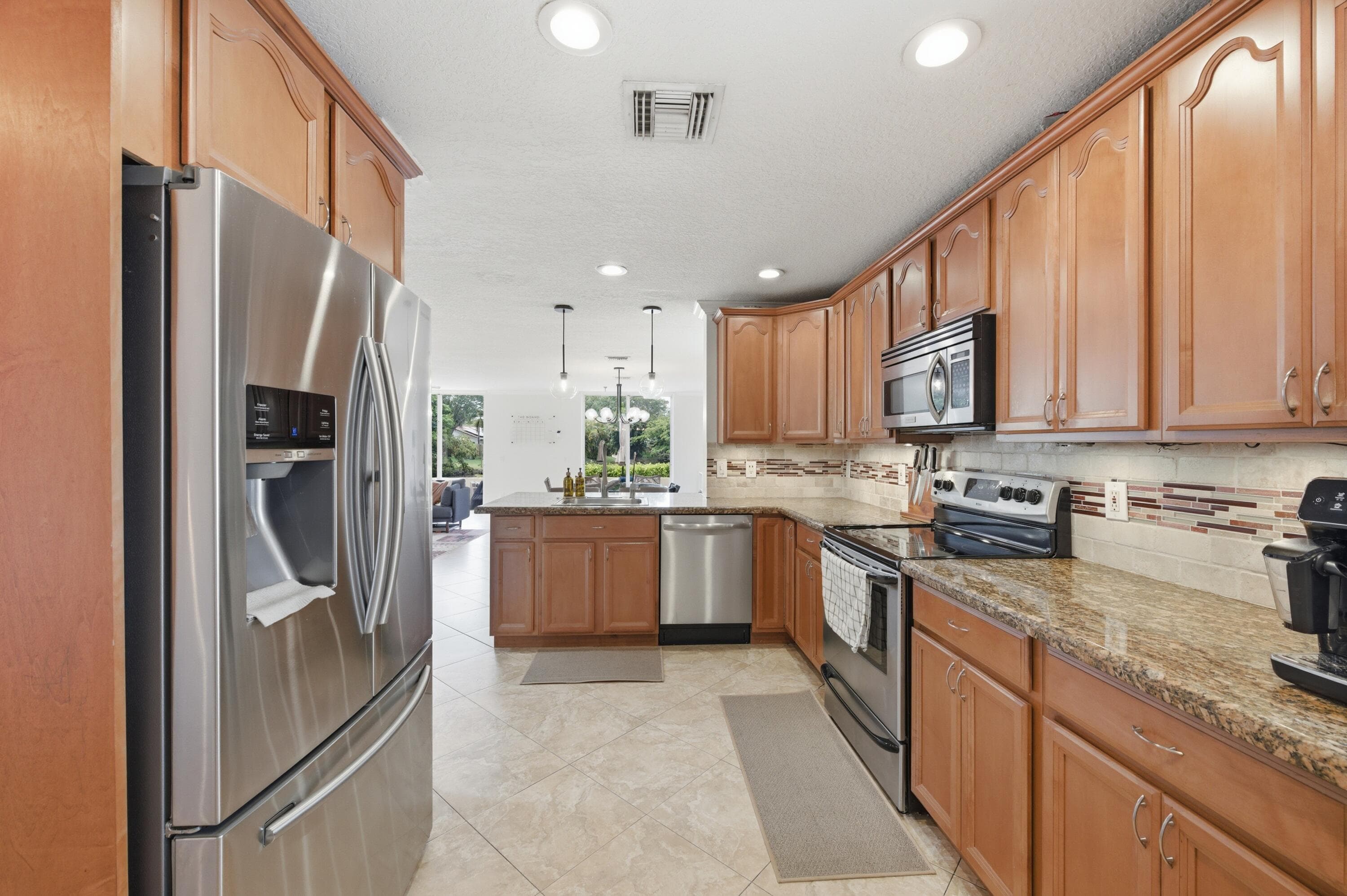 9768 NW 1st Manor, Coral Springs, FL 33071 — photo 6 of 42