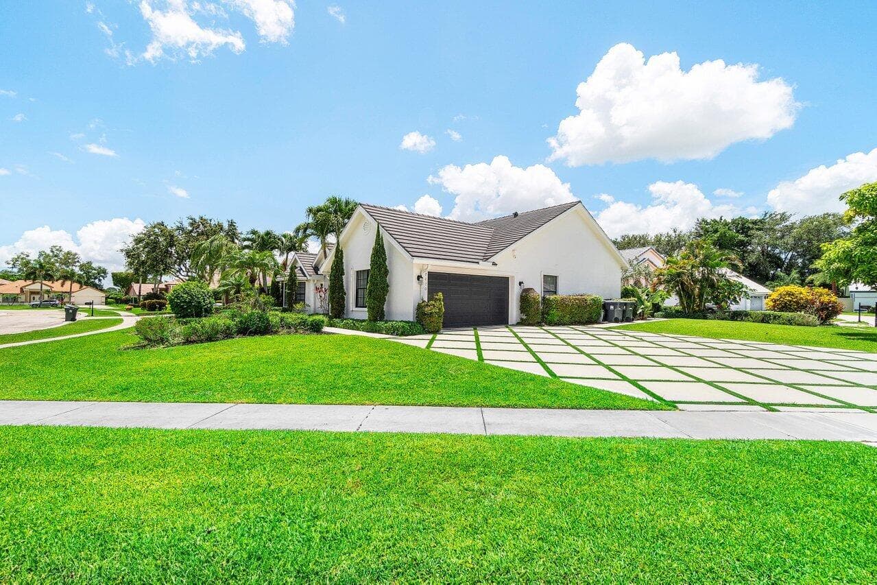 2470 Sandstone Court, Wellington, FL 33414 — photo 24 of 50