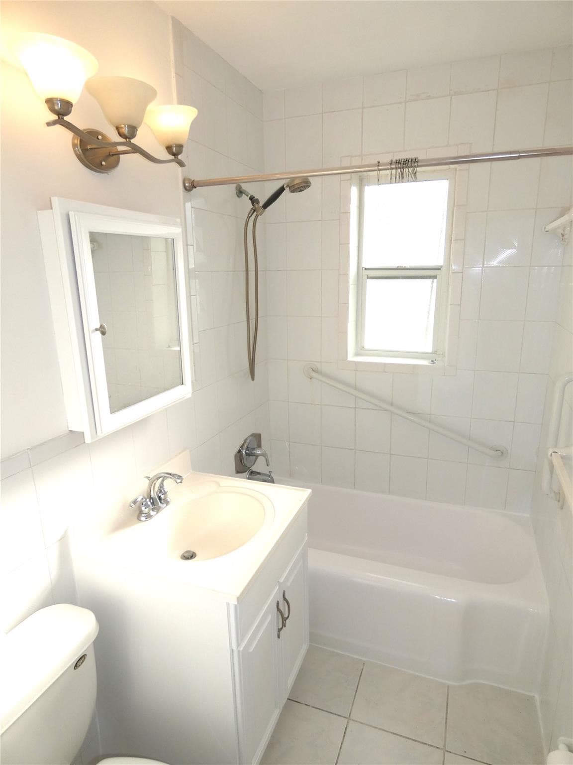 1528 NW 1st Avenue, Fort Lauderdale, FL 33311 — photo 12 of 15