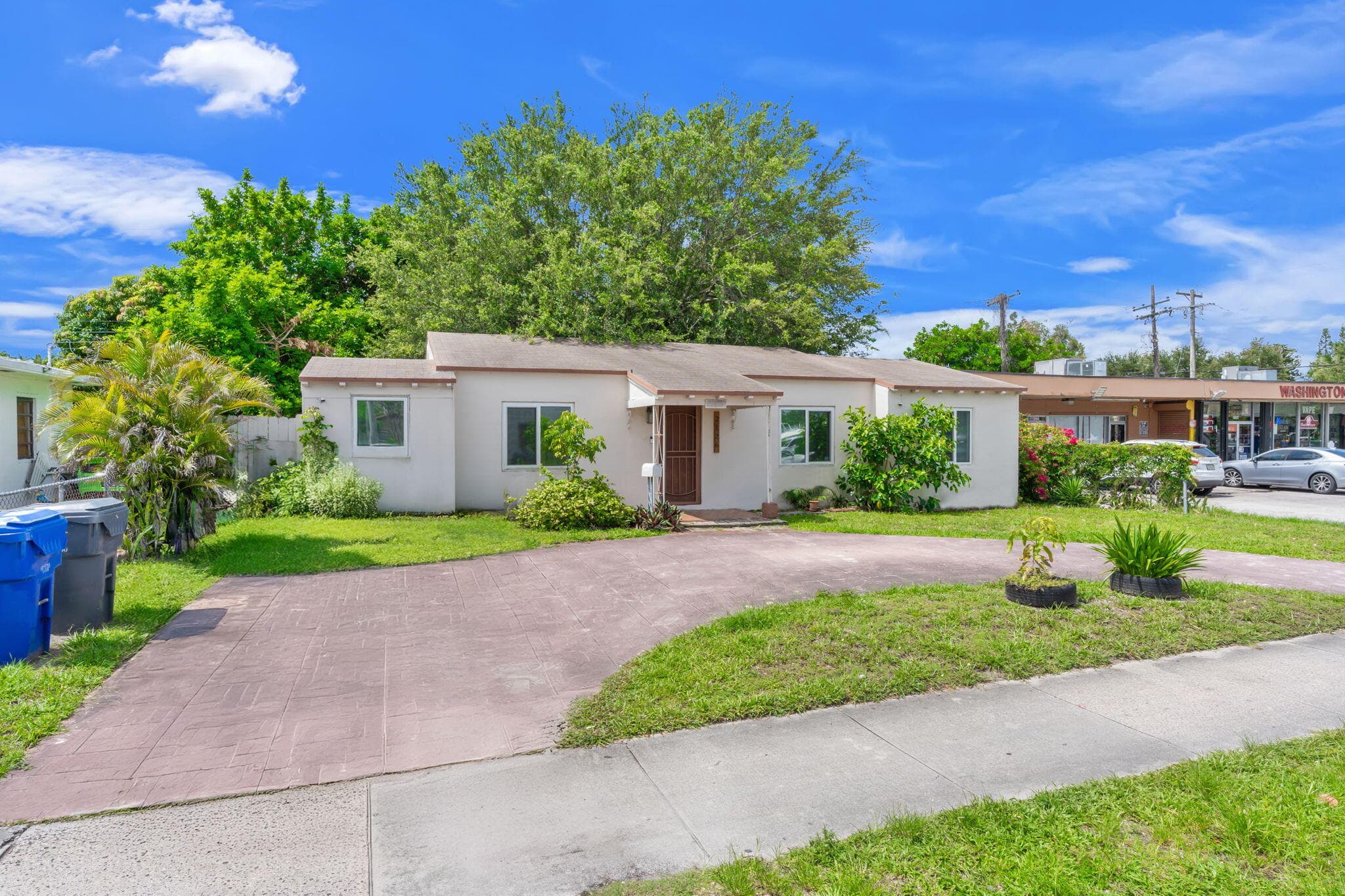 2126 Washington Street, Hollywood, FL 33020 — photo 2 of 25