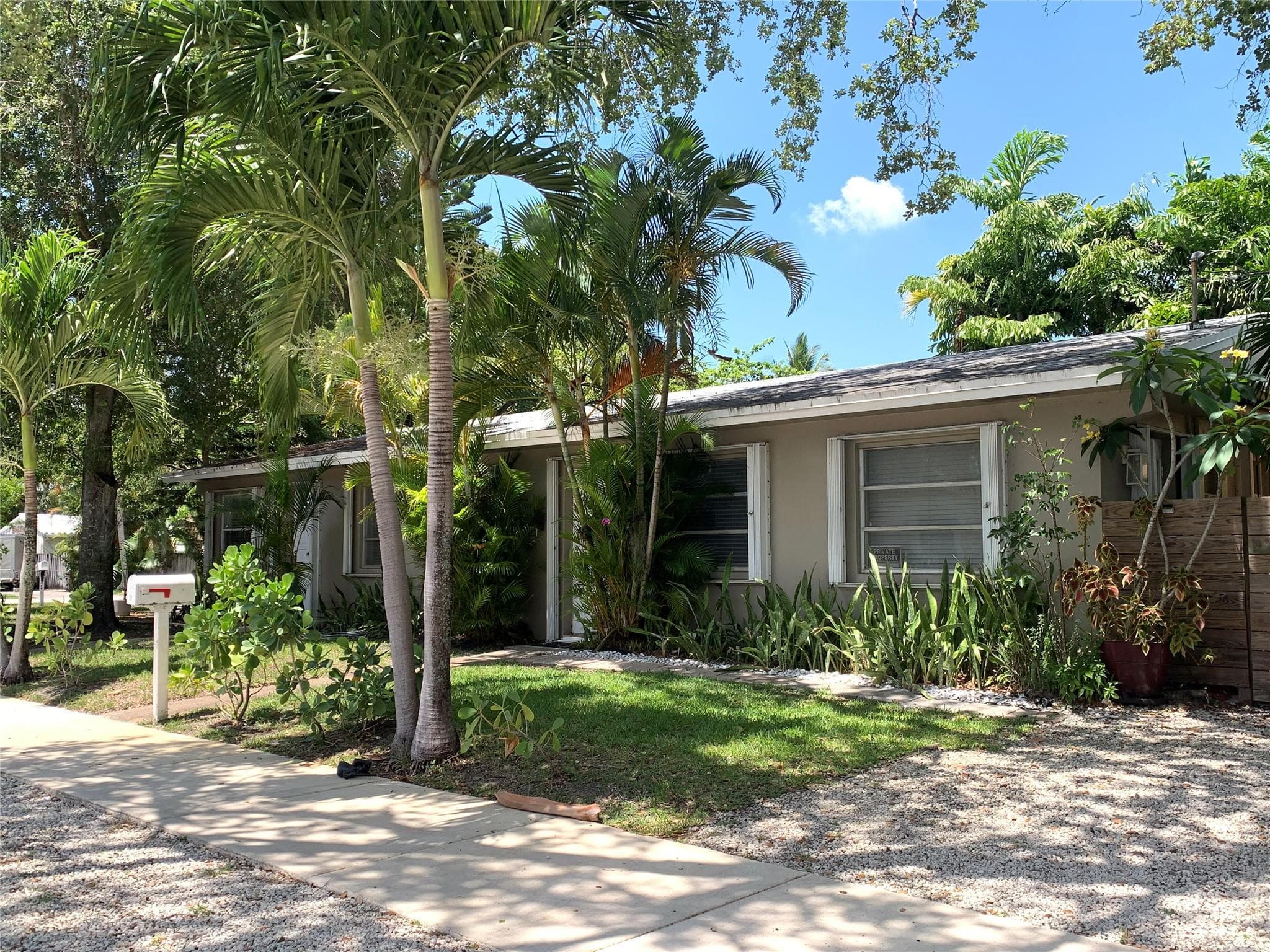 801 SW 10th Street 1, Fort Lauderdale, FL 33315 — photo 1 of 31