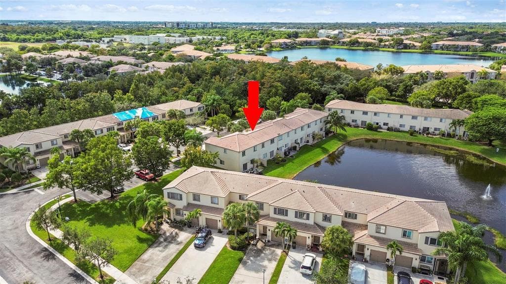 4722 Lago Vista Drive, Coconut Creek, FL 33073 — photo 4 of 15