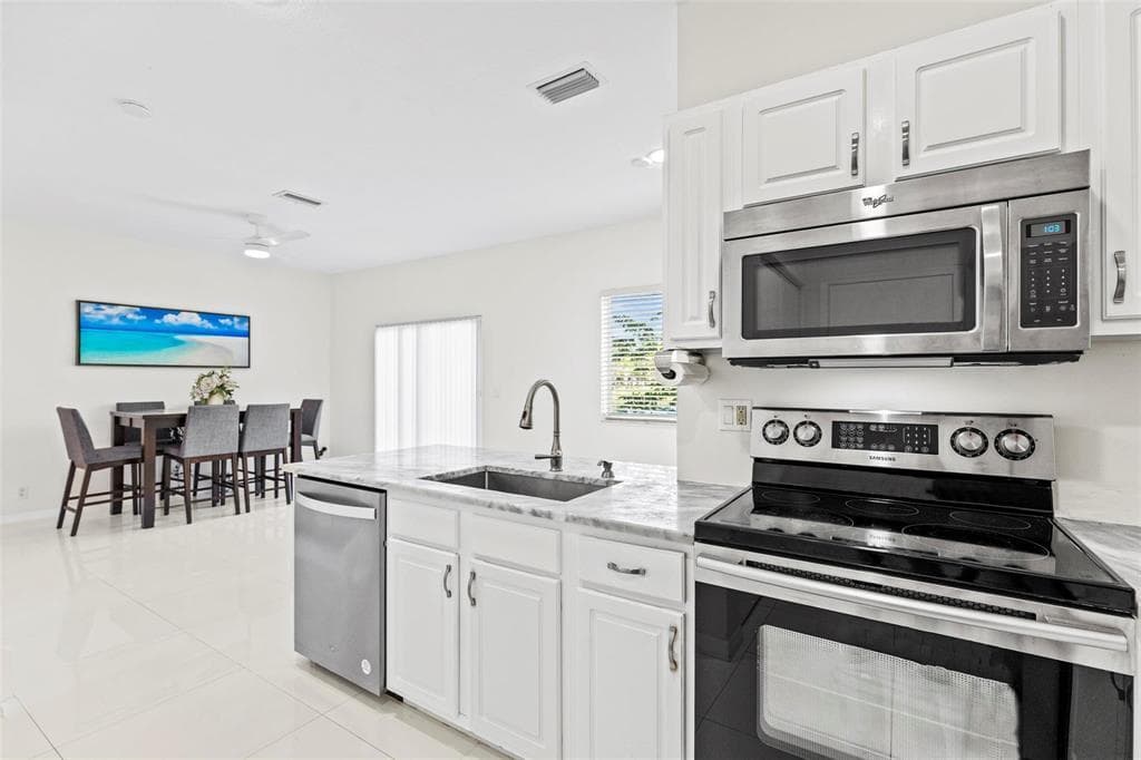 4722 Lago Vista Drive, Coconut Creek, FL 33073 — photo 12 of 15