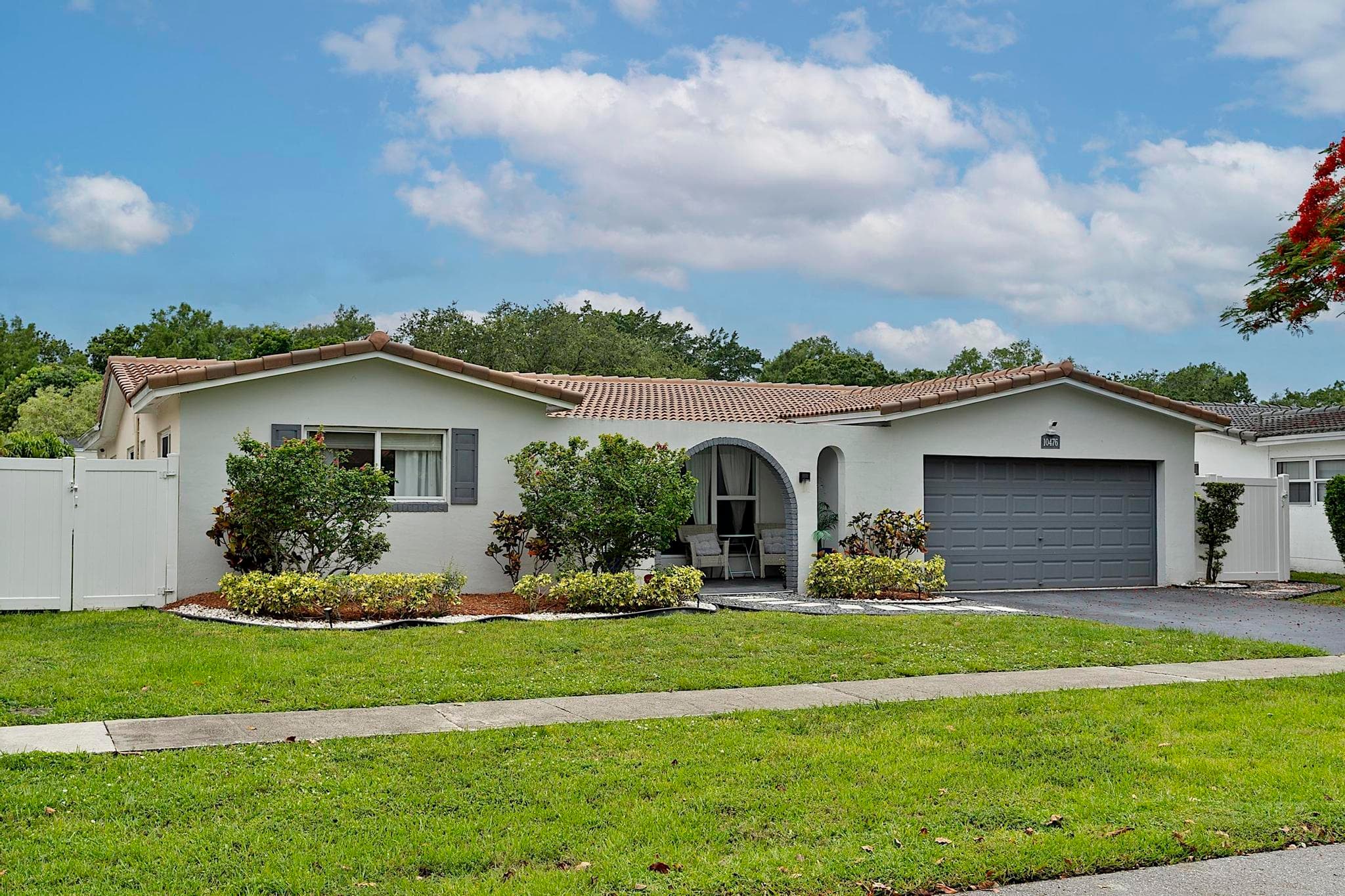 10476 NW 3rd Street, Plantation, FL 33324 — photo 3 of 44
