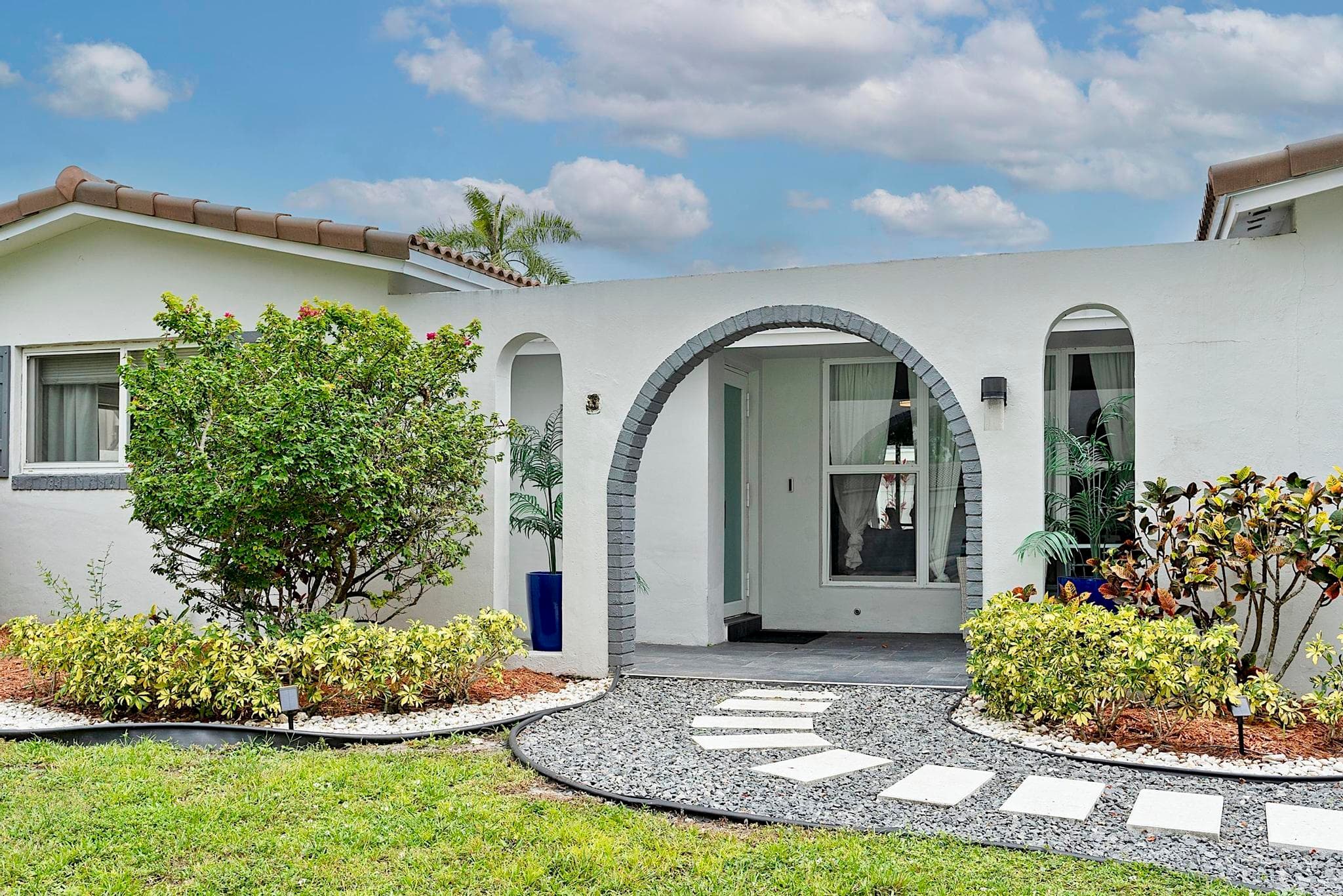 10476 NW 3rd Street, Plantation, FL 33324 — photo 4 of 44