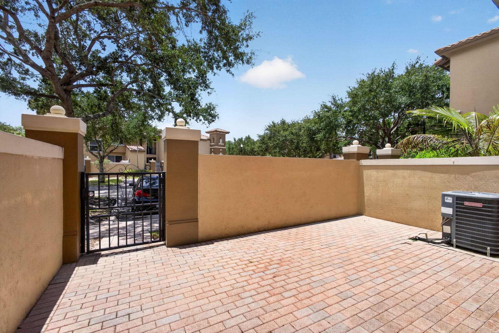 6549 Diamond Springs Terrace 2003, West Palm Beach, FL 33411 — photo 2 of 30