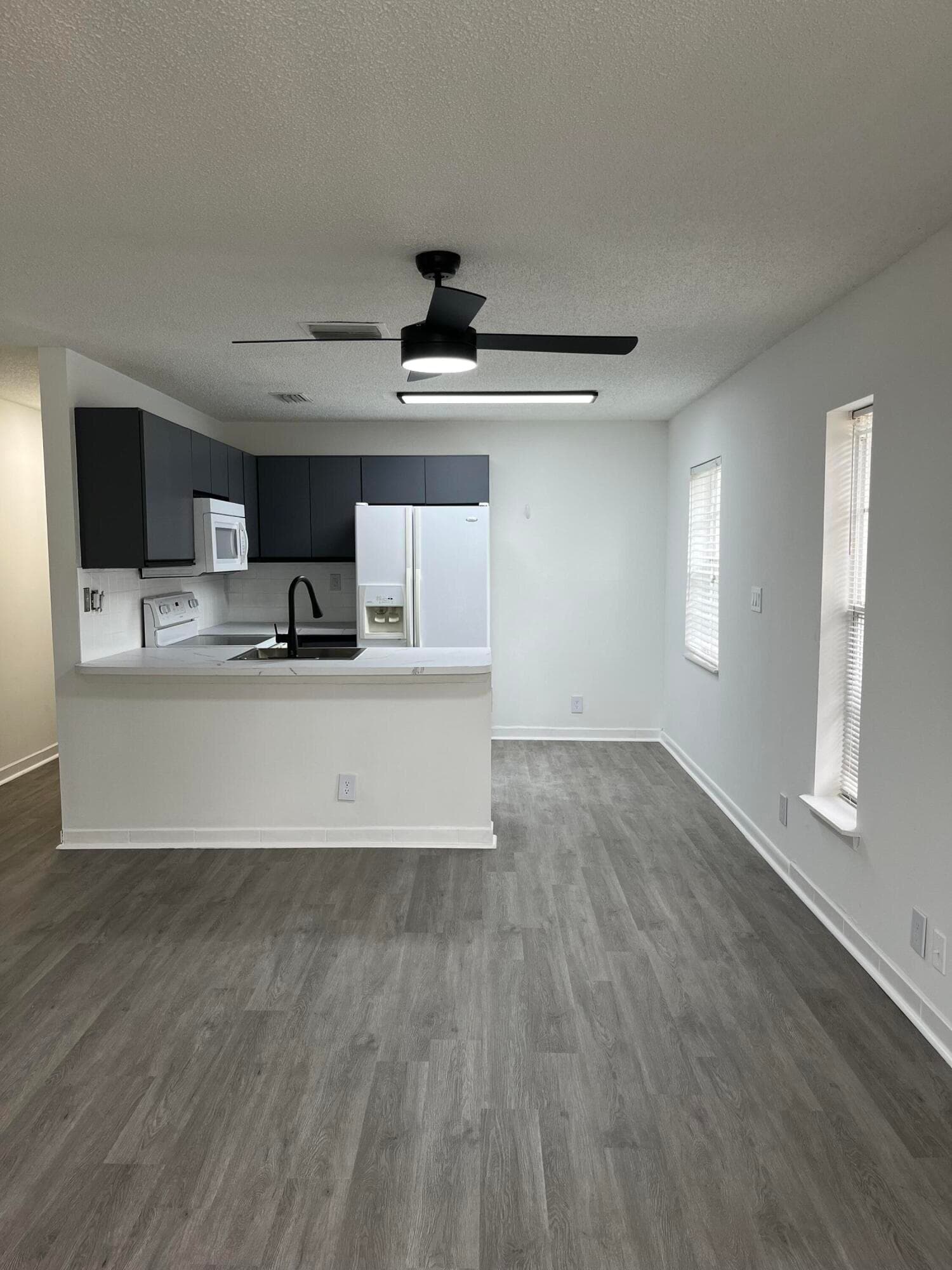 5665 Boynton Cove Way, Boynton Beach, FL 33437 — photo 3 of 12