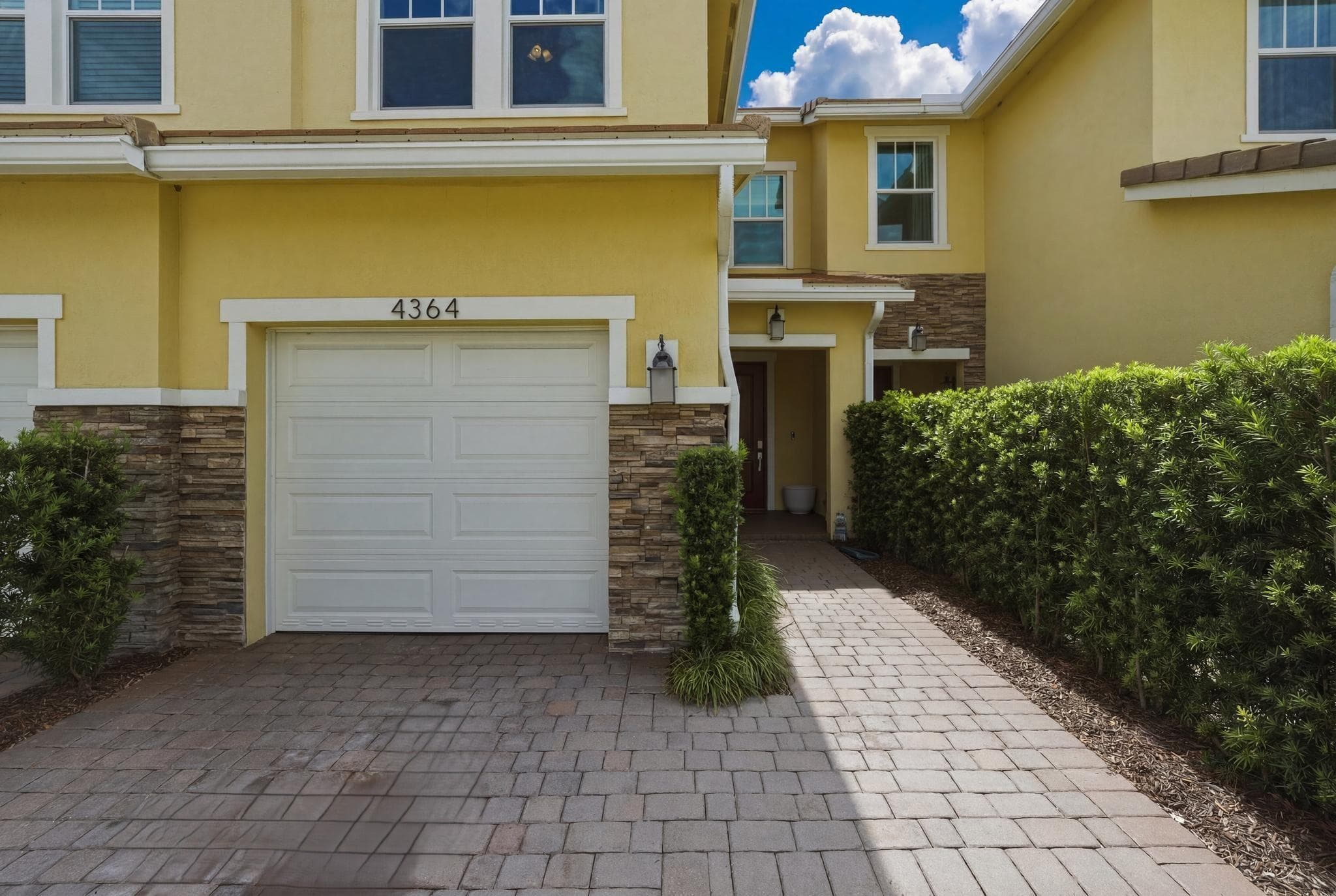 4364 Veleiros Avenue, Deerfield Beach, FL 33064 — photo 4 of 47