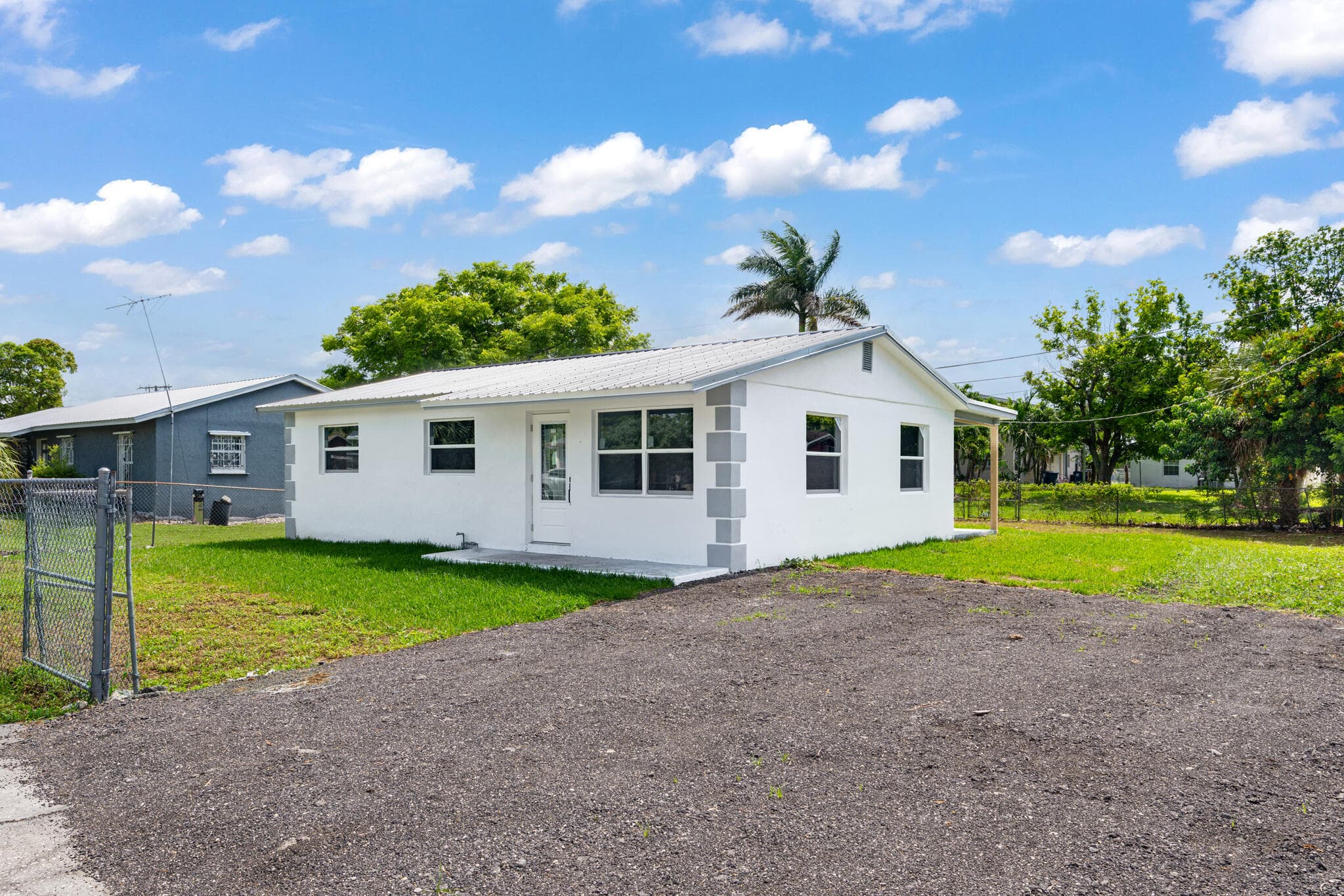 245 SW 11th Avenue, South Bay, FL 33493 — photo 3 of 16