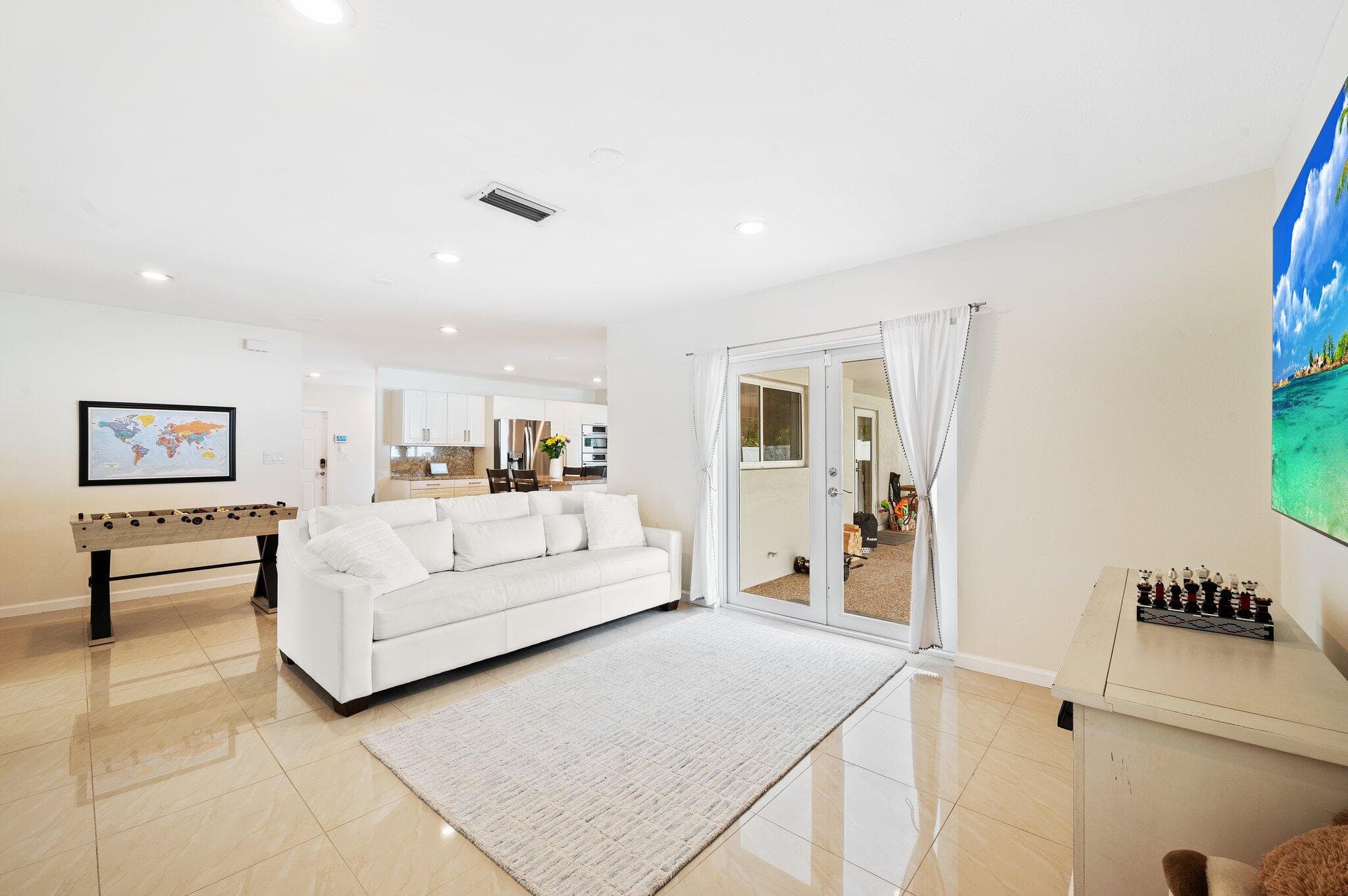 6101 SW 9th Street, Plantation, FL 33317 — photo 5 of 30