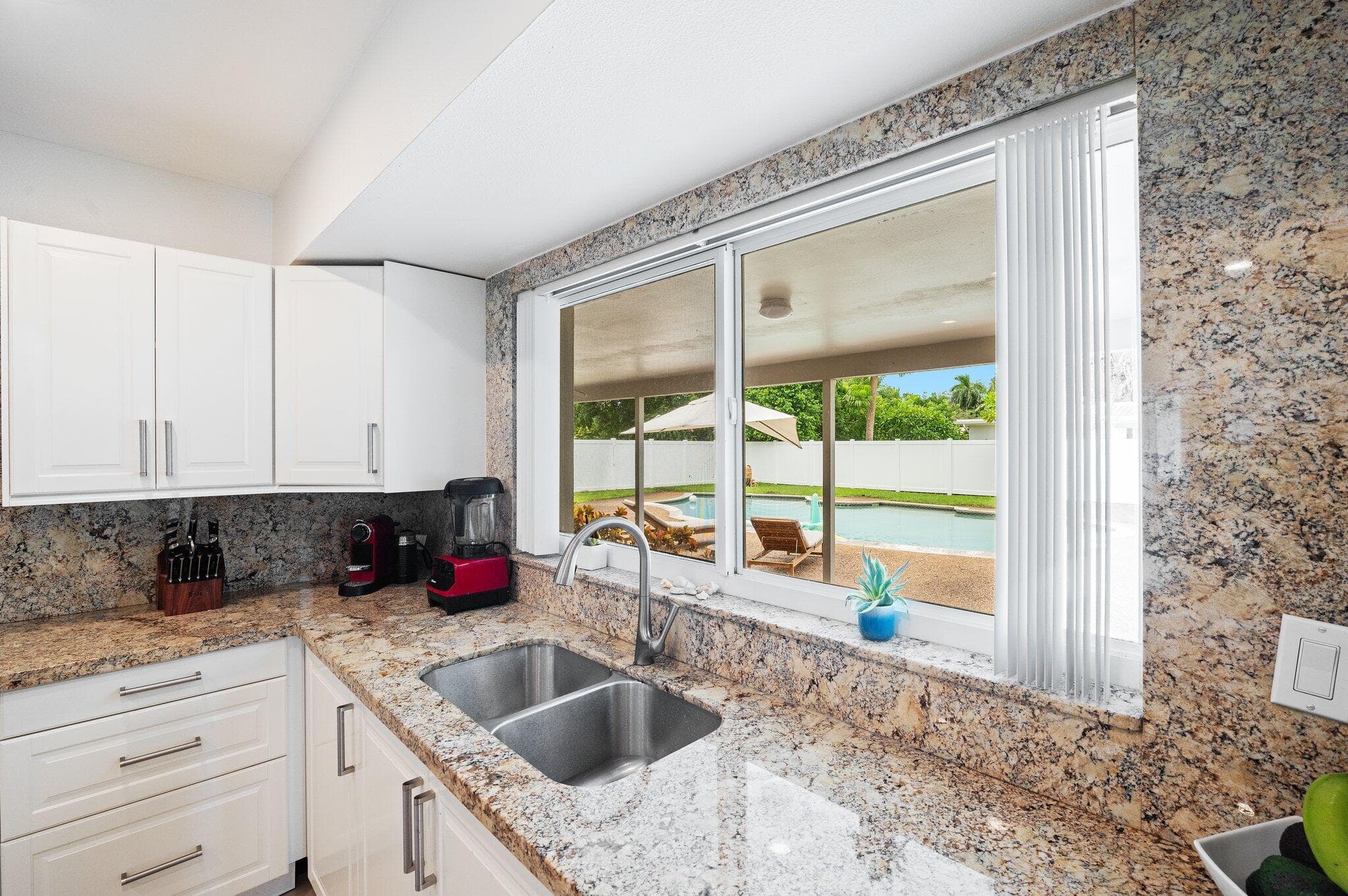 6101 SW 9th Street, Plantation, FL 33317 — photo 9 of 30