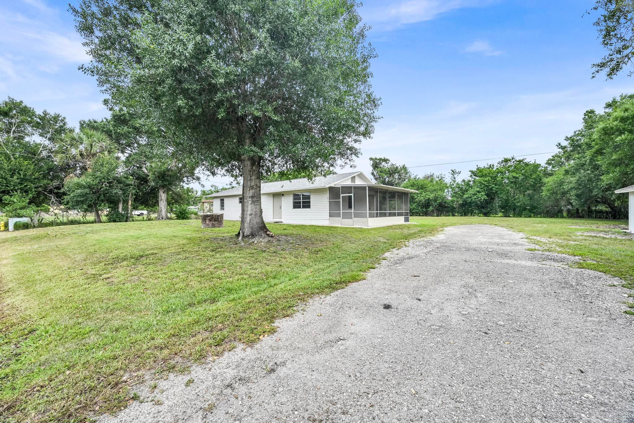 833 NW 34th Street, Okeechobee, FL 34972 — photo 3 of 30
