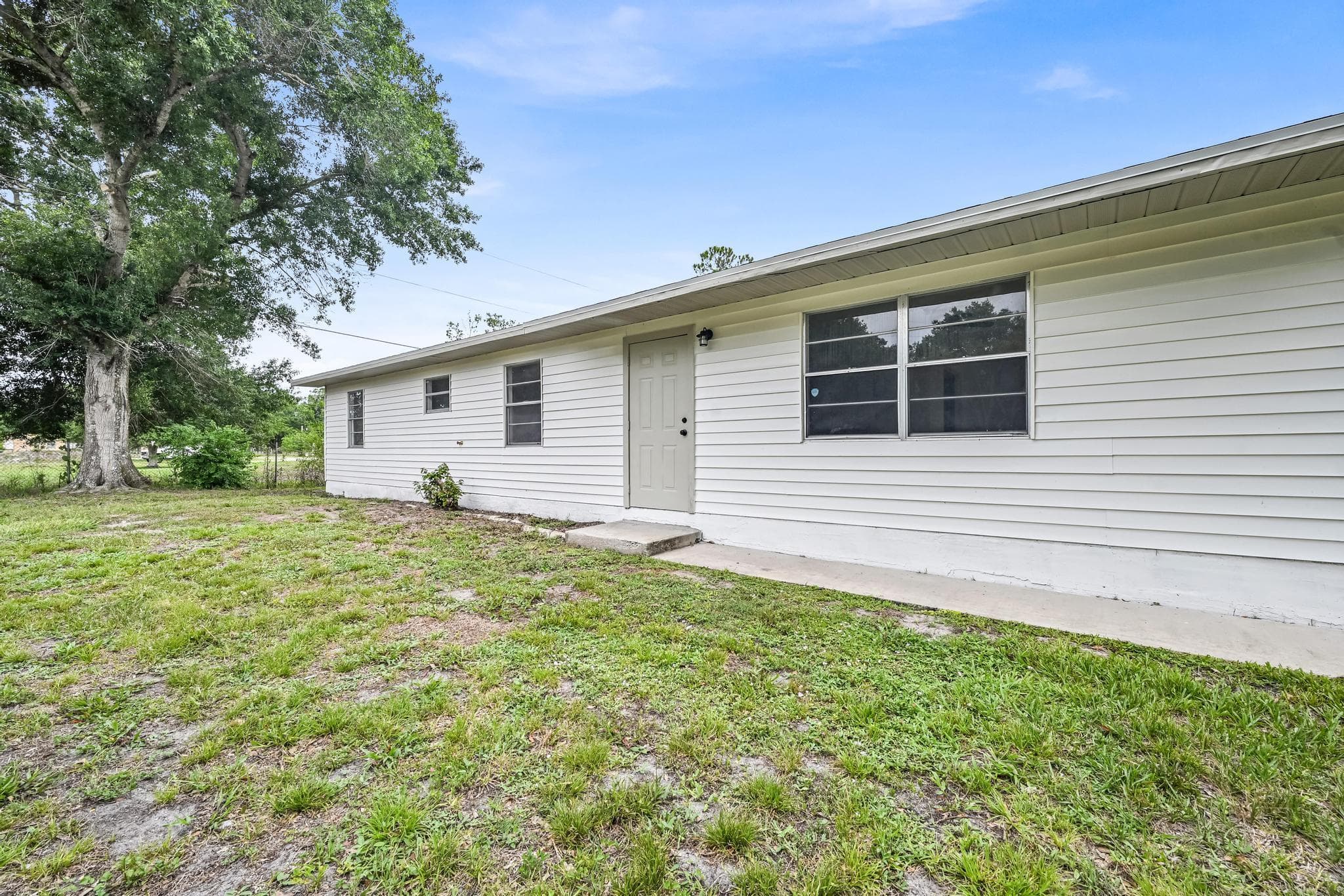 833 NW 34th Street, Okeechobee, FL 34972 — photo 5 of 30