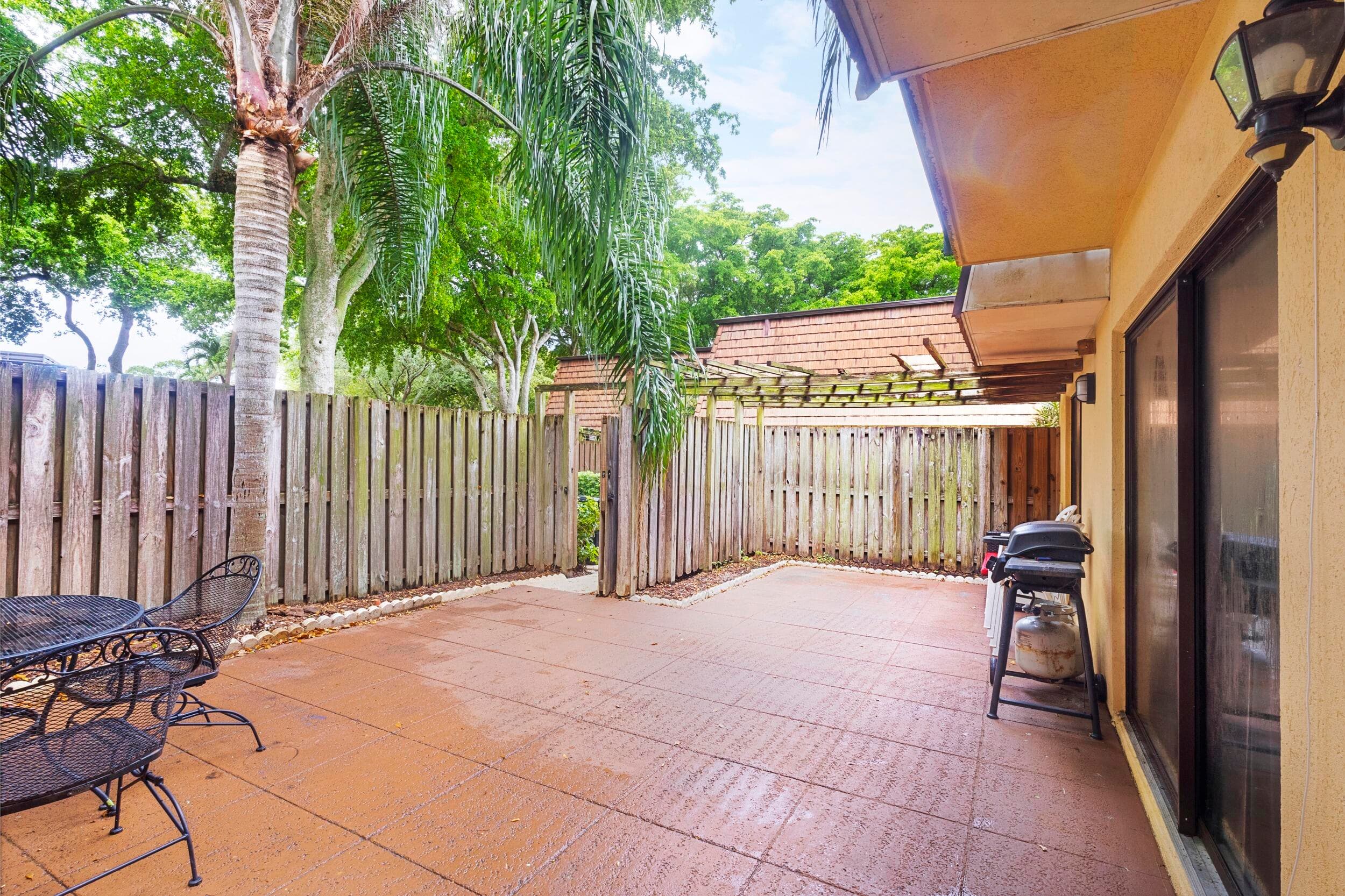 517 5th Lane, Greenacres, FL 33463 — photo 4 of 19