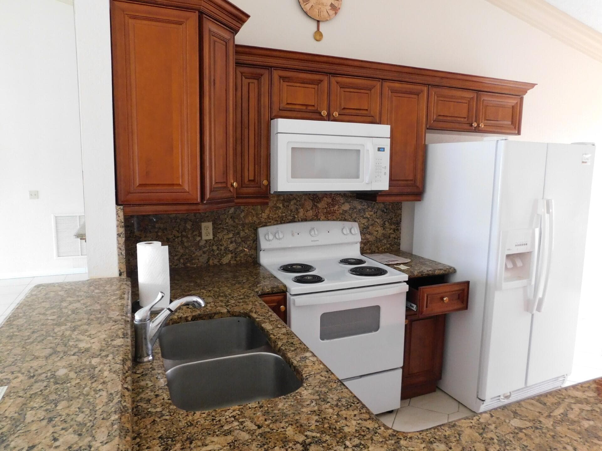 12299 Forest Greens Drive, Boynton Beach, FL 33437 — photo 3 of 16