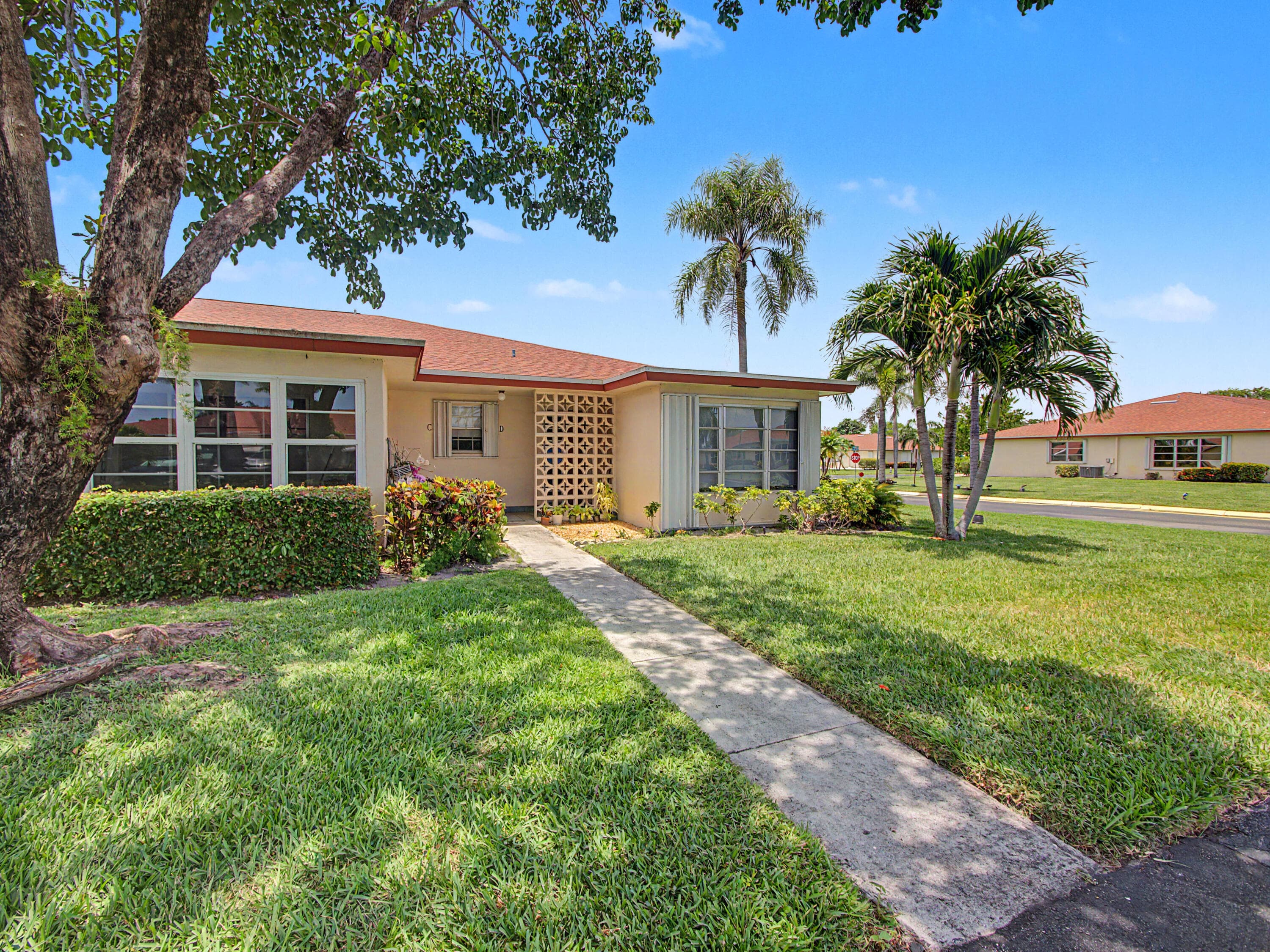 4580 NW 3rd Street D, Delray Beach, FL 33445 — photo 1 of 16
