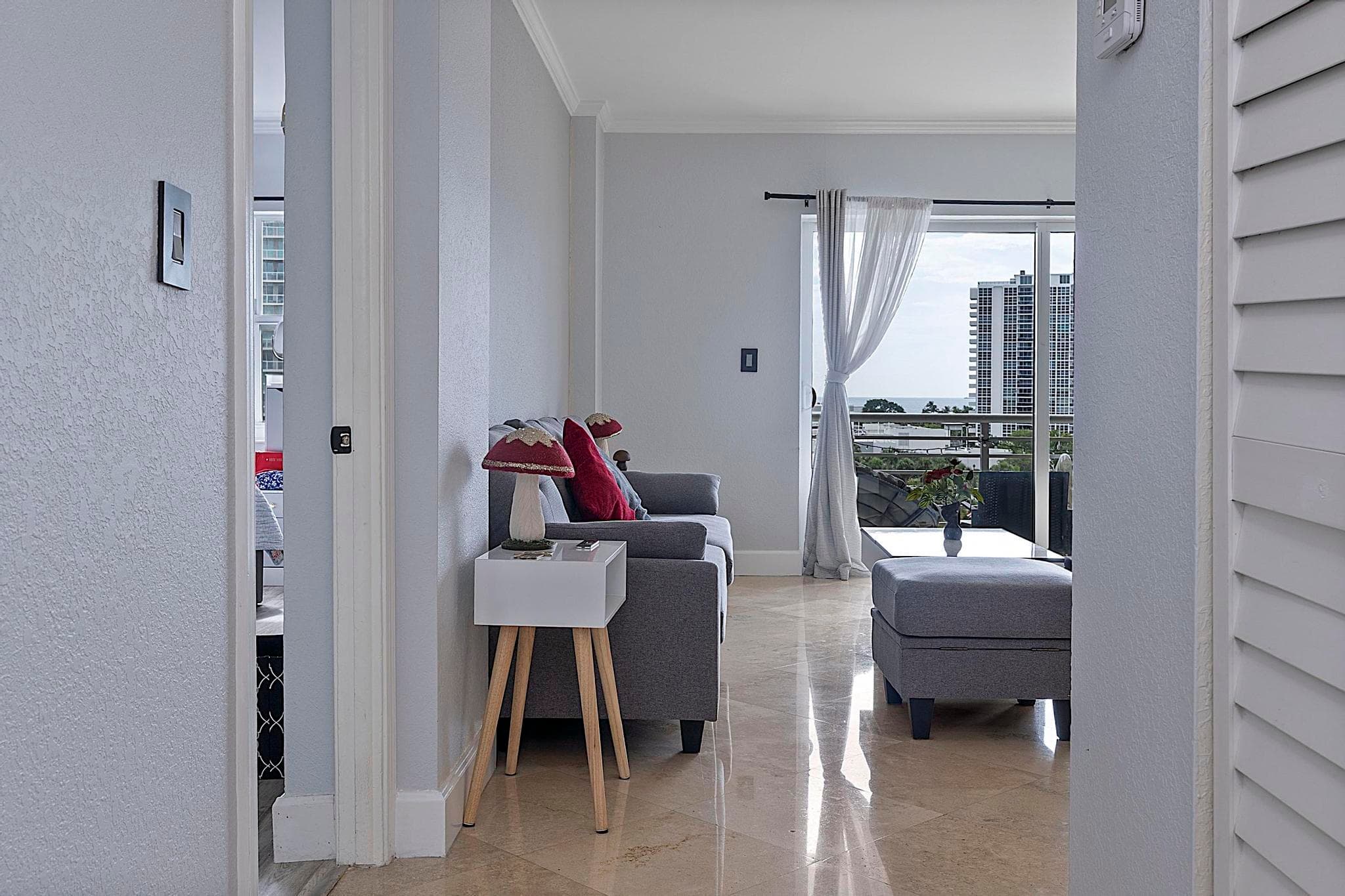 2900 NE 30th Street Apt 8j, Fort Lauderdale, FL 33306 — photo 20 of 46