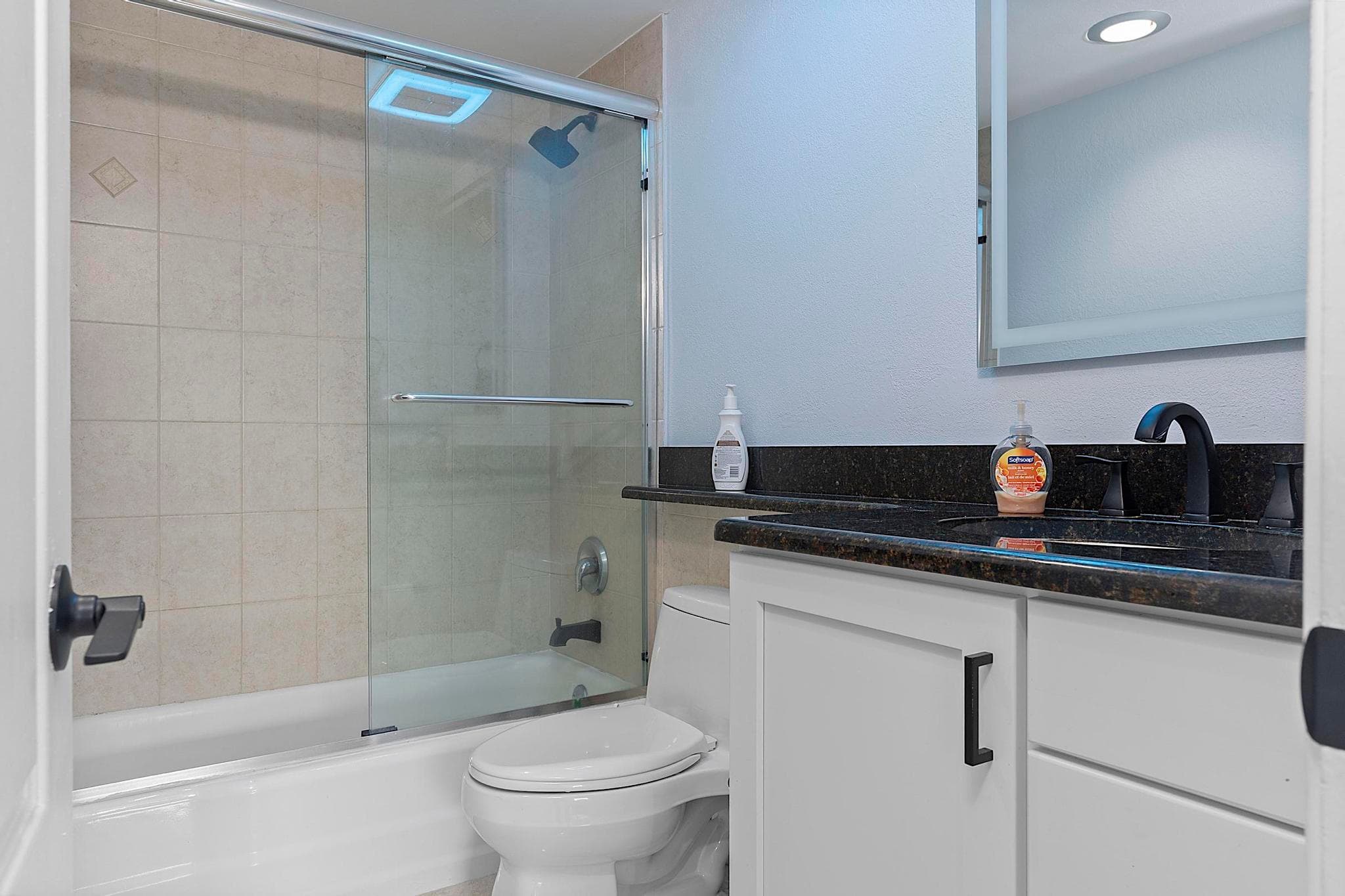 2900 NE 30th Street Apt 8j, Fort Lauderdale, FL 33306 — photo 26 of 46